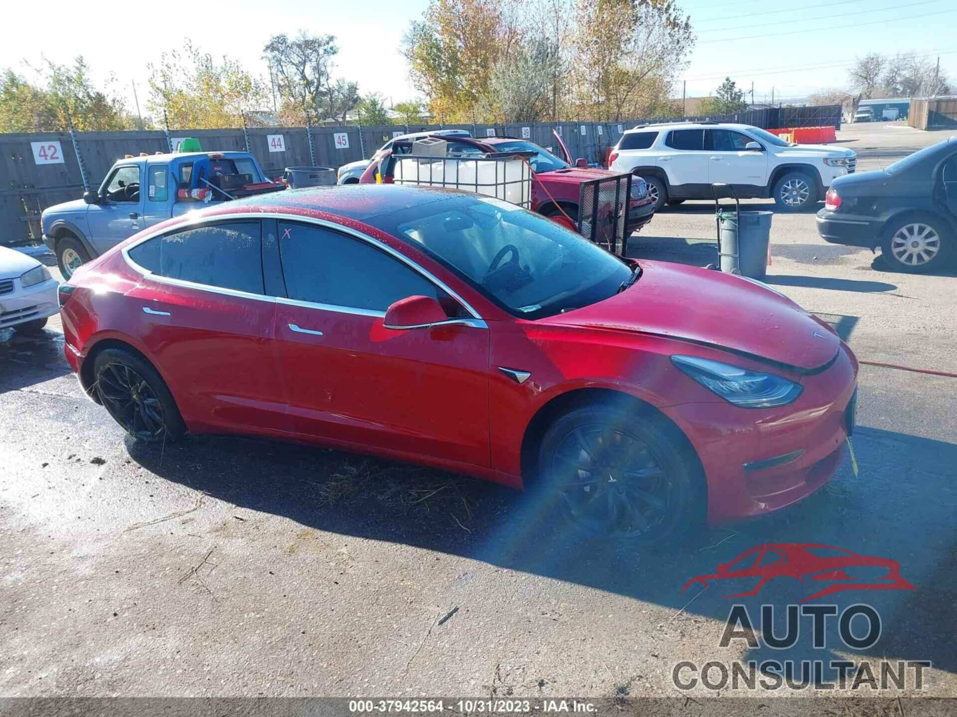 TESLA MODEL 3 2018 - 5YJ3E1EA9JF061548