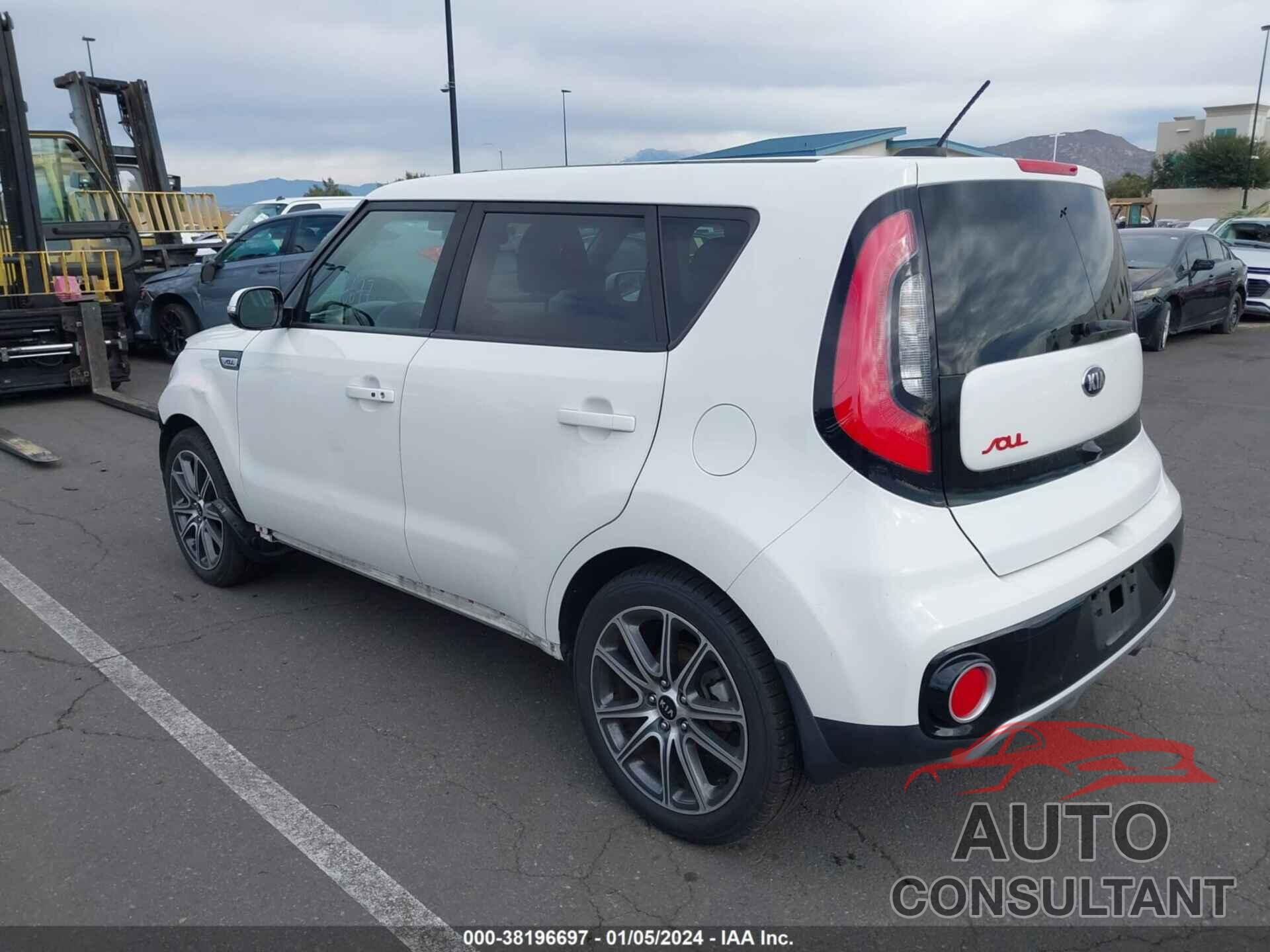 KIA SOUL 2018 - KNDJX3AA8J7537622