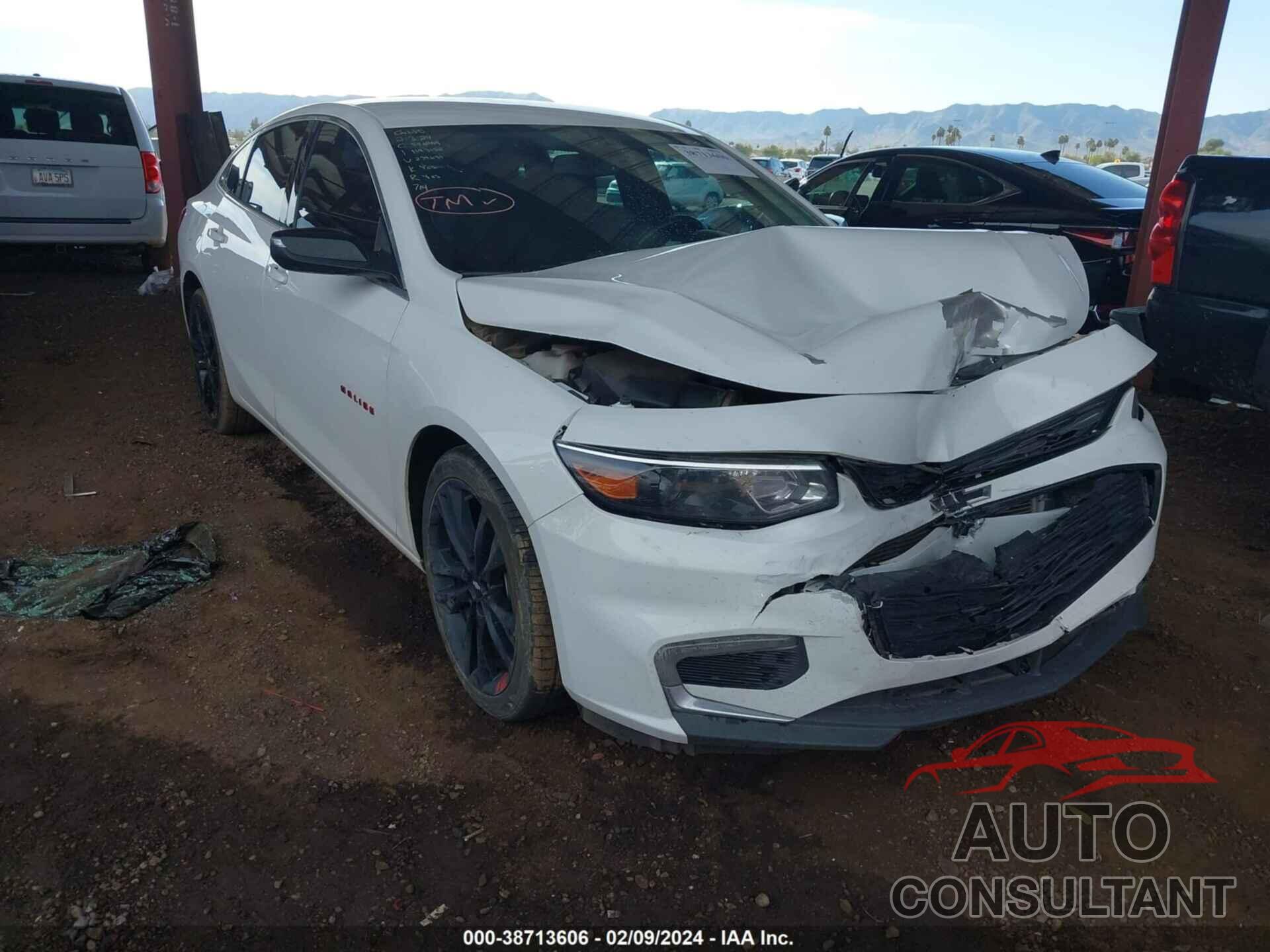 CHEVROLET MALIBU 2018 - 1G1ZD5ST1JF239631
