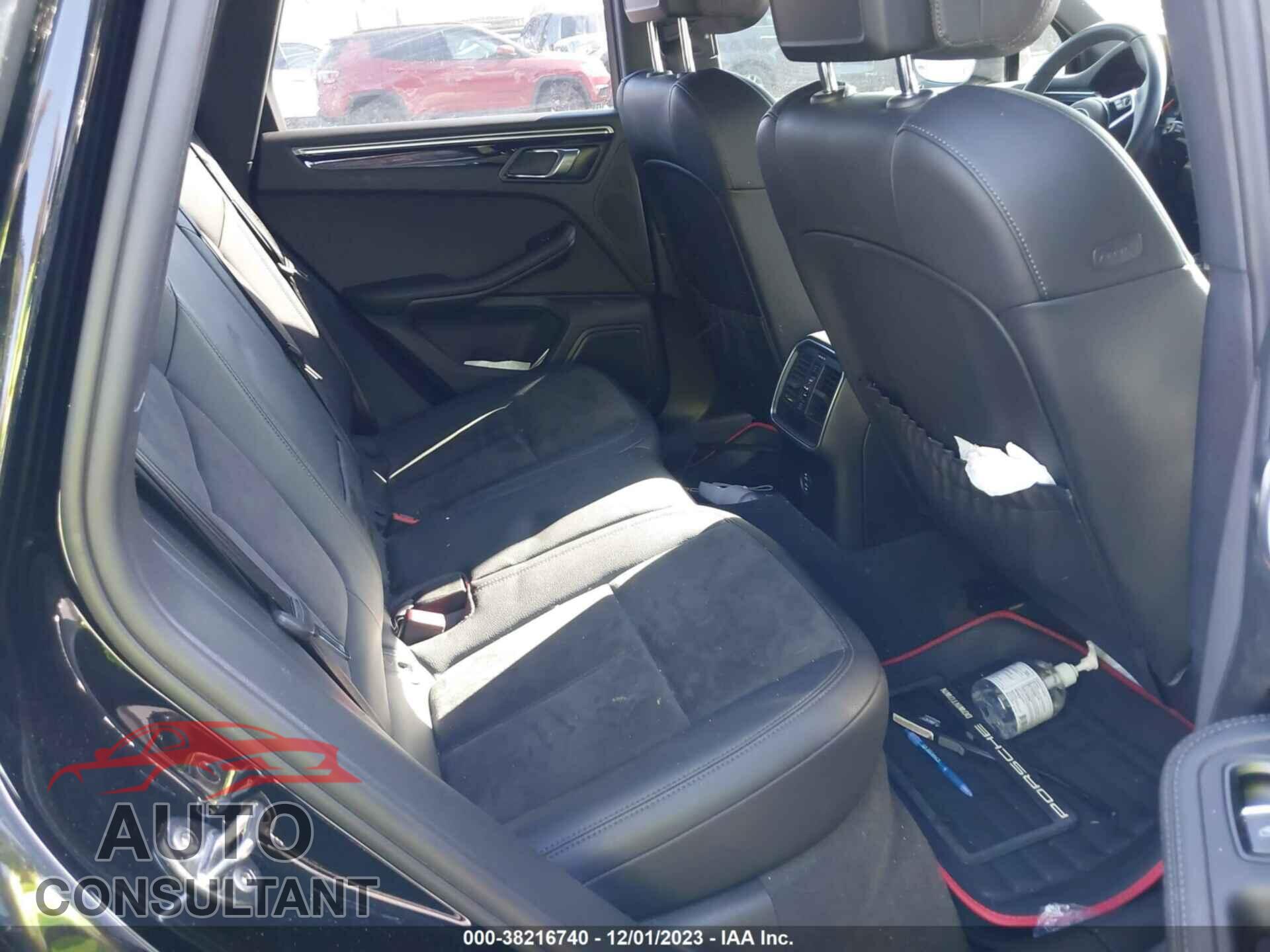 PORSCHE MACAN 2021 - WP1AA2A56MLB02476