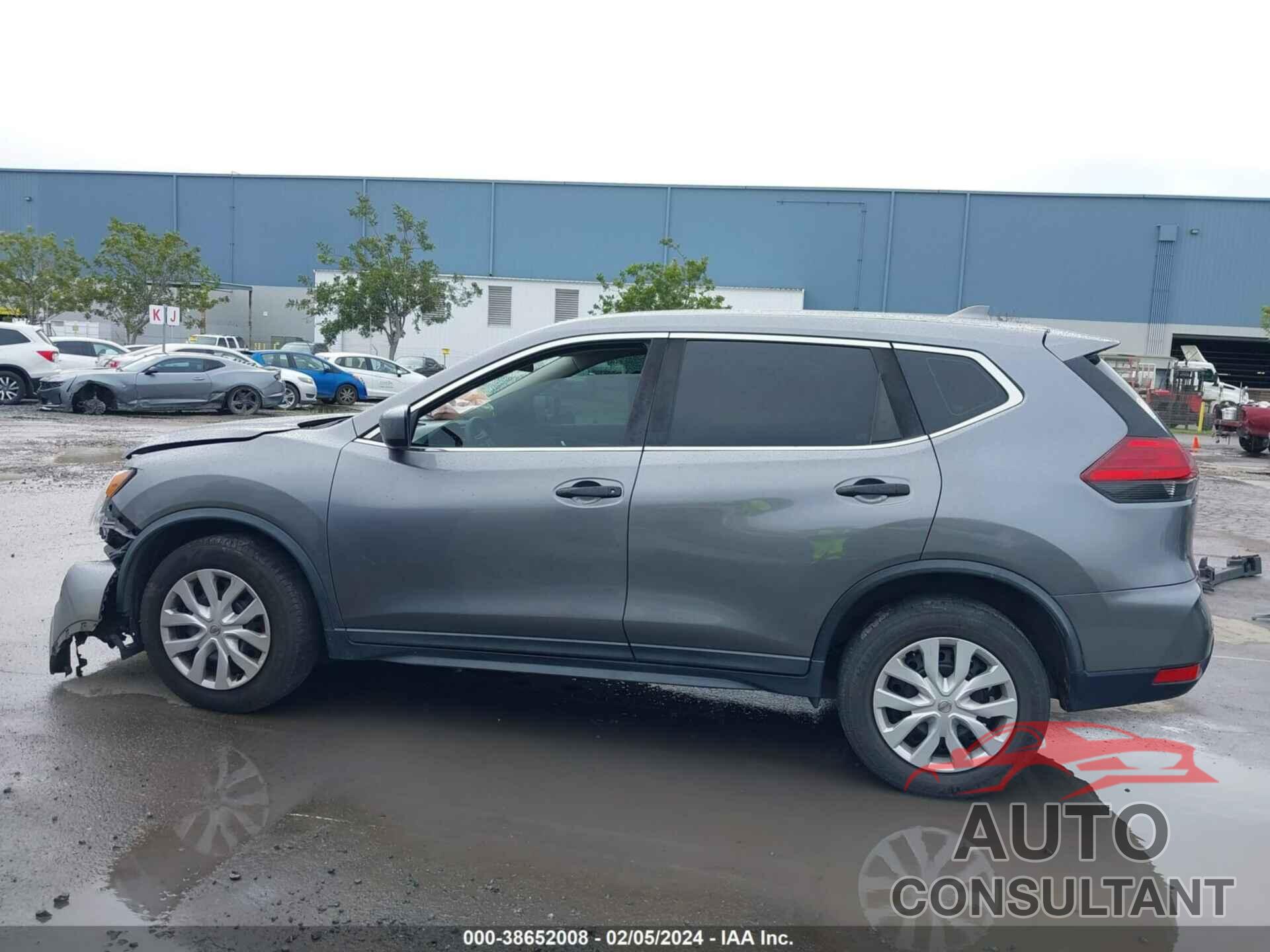 NISSAN ROGUE 2017 - KNMAT2MTXHP544973