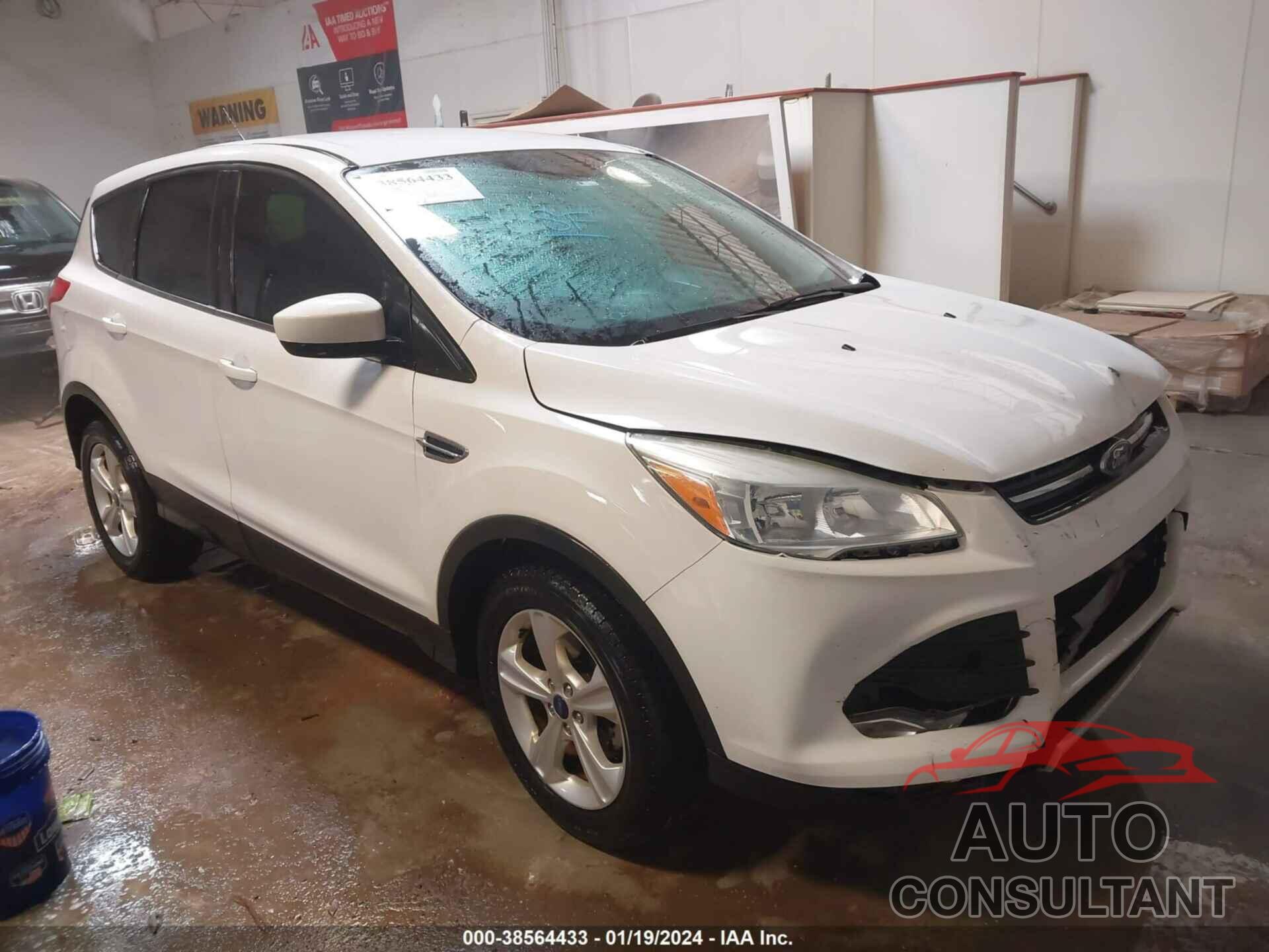 FORD ESCAPE 2016 - 1FMCU0G76GUB06942