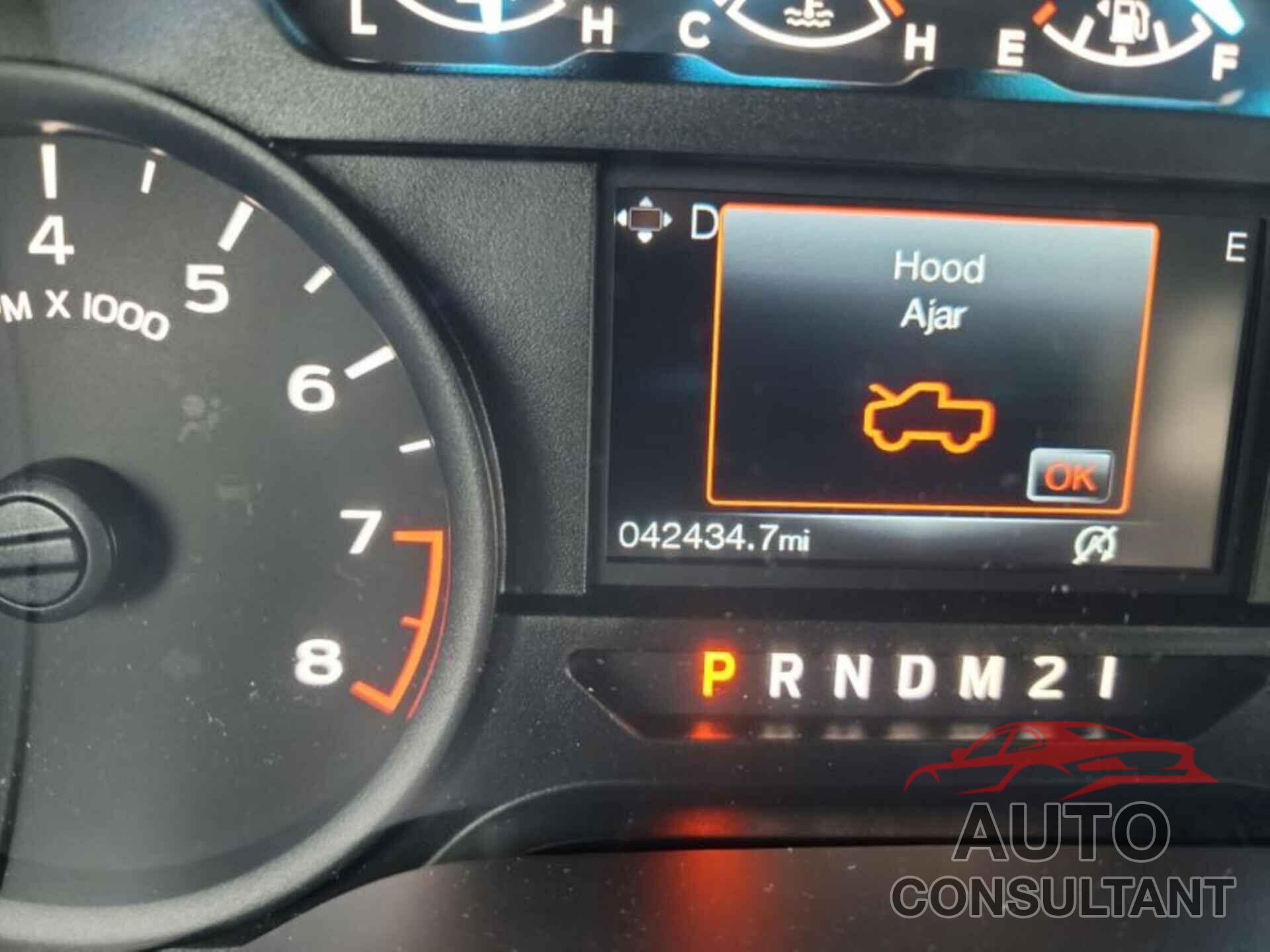 FORD F-150 2020 - 1FTMF1CB1LKD20102