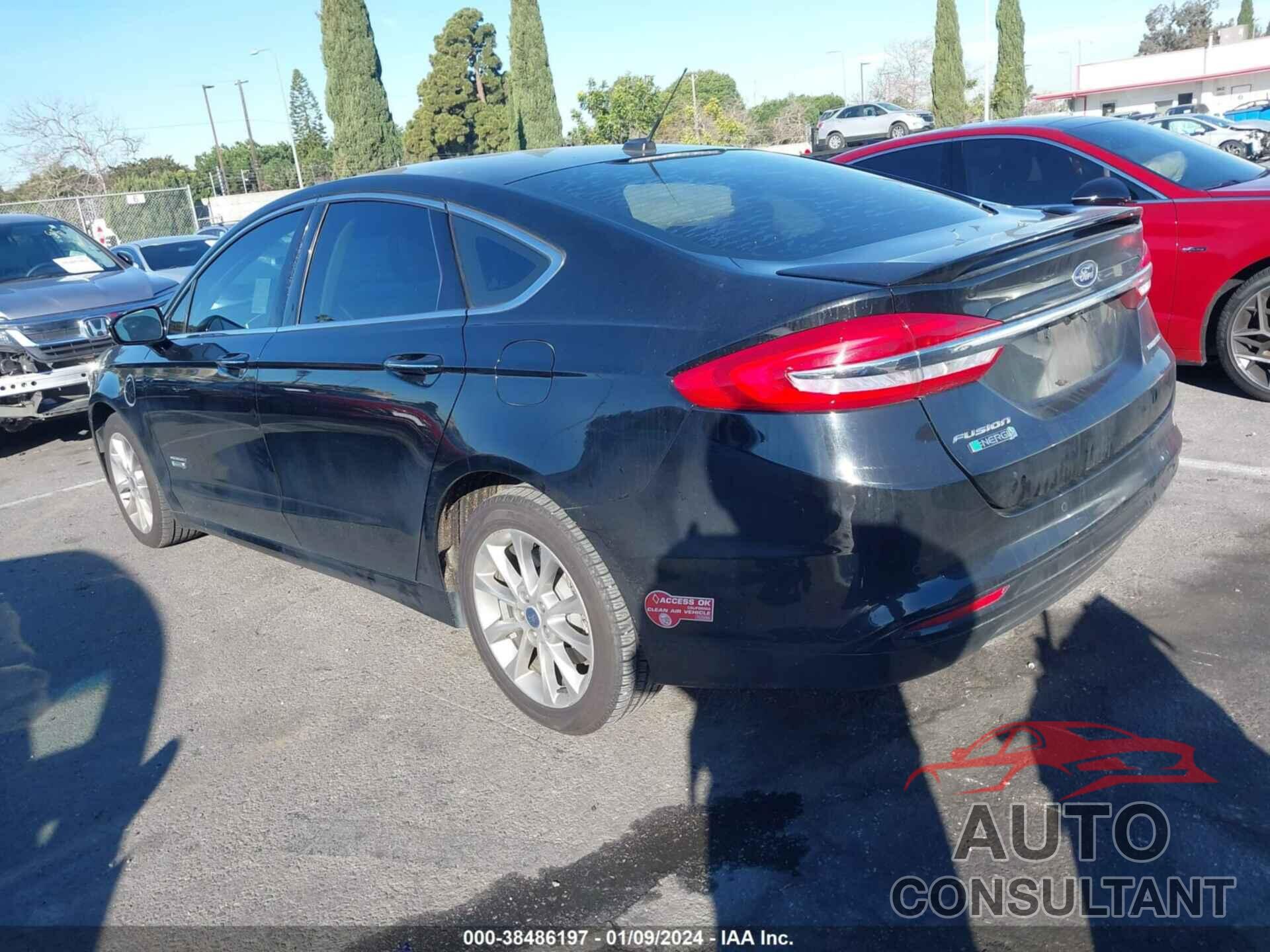 FORD FUSION ENERGI 2017 - 3FA6P0SU9HR313183