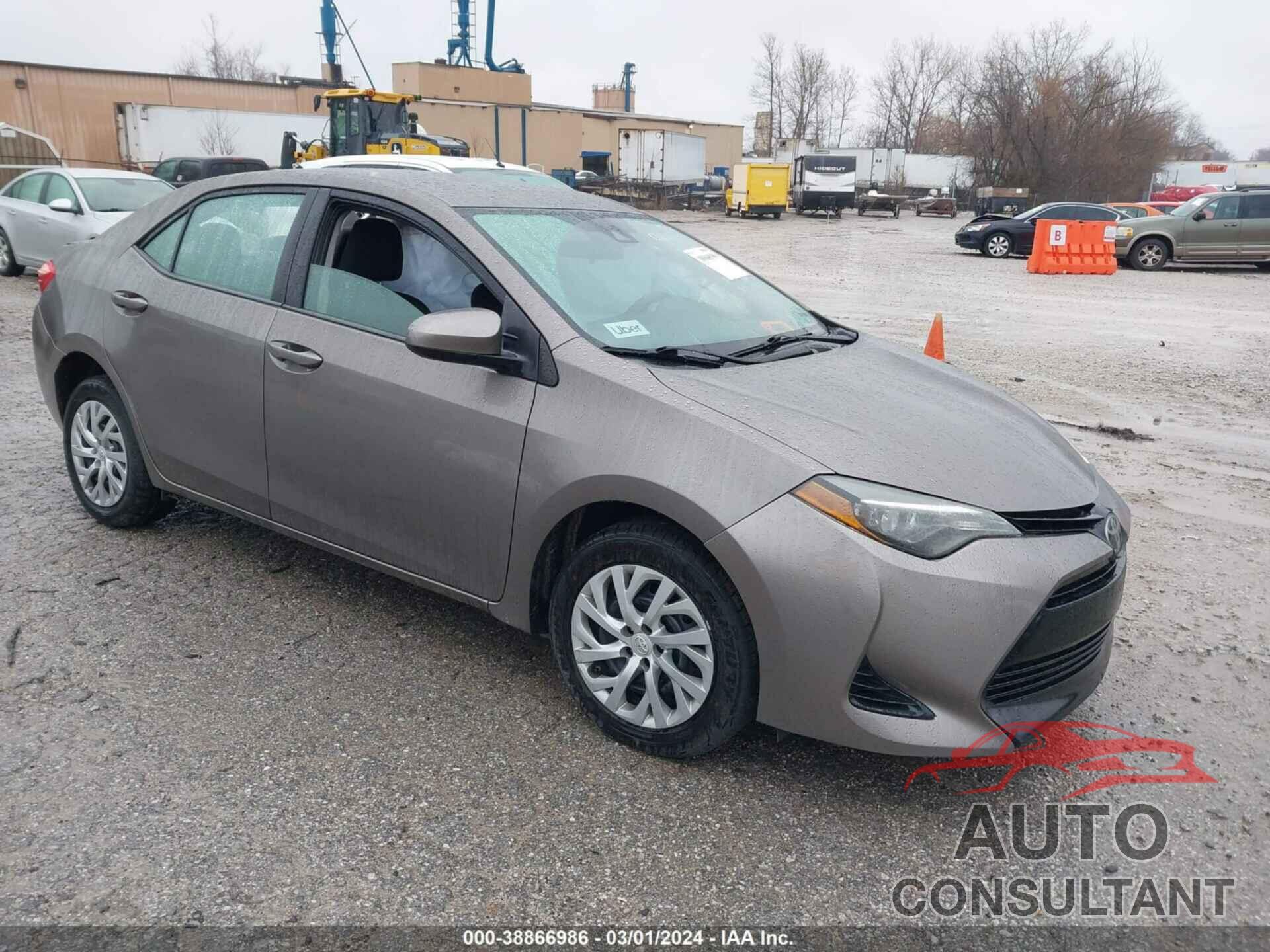 TOYOTA COROLLA 2017 - 5YFBURHE9HP581677