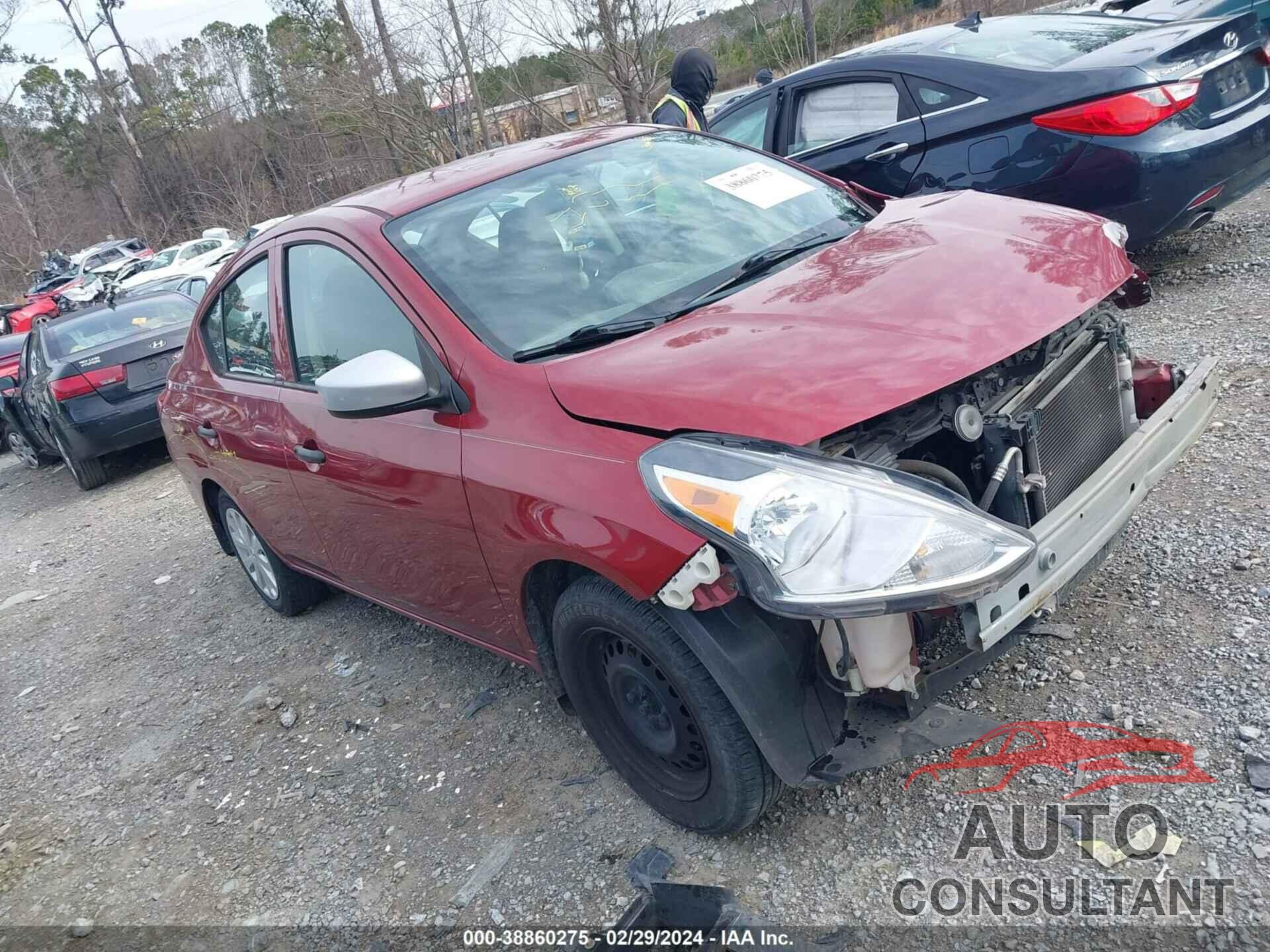 NISSAN VERSA 2018 - 3N1CN7AP7JL838973