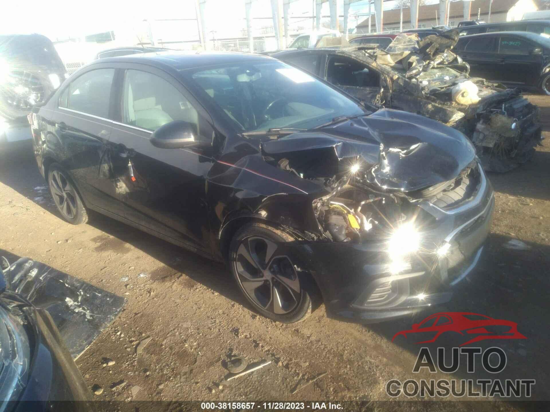 CHEVROLET SONIC 2017 - 1G1JF5SB2H4107045