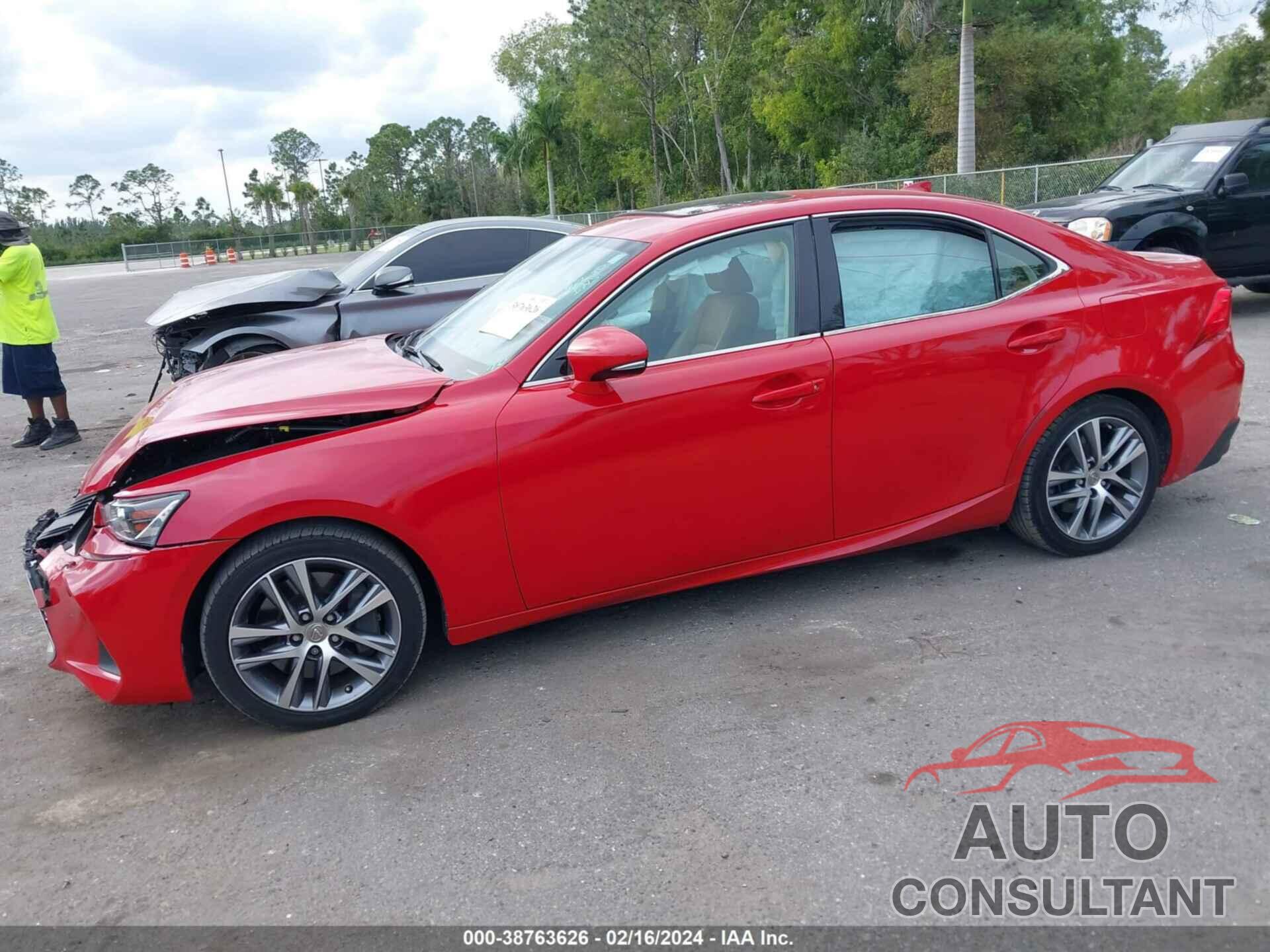 LEXUS IS 300 2018 - JTHBA1D20J5067921