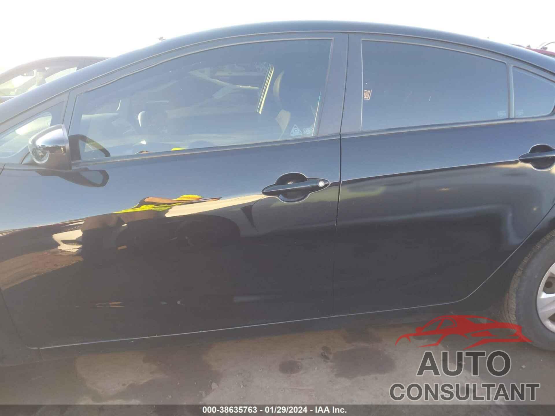 KIA FORTE 2018 - 3KPFK4A75JE224087