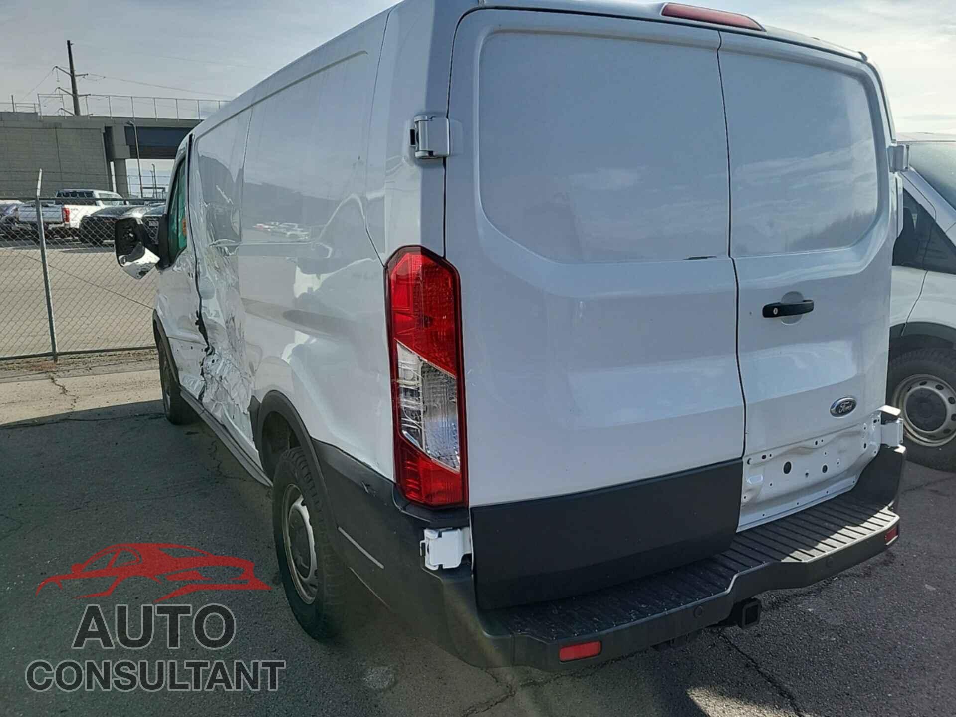 FORD TRANSIT 2018 - 1FTYR1YM3JKB43780