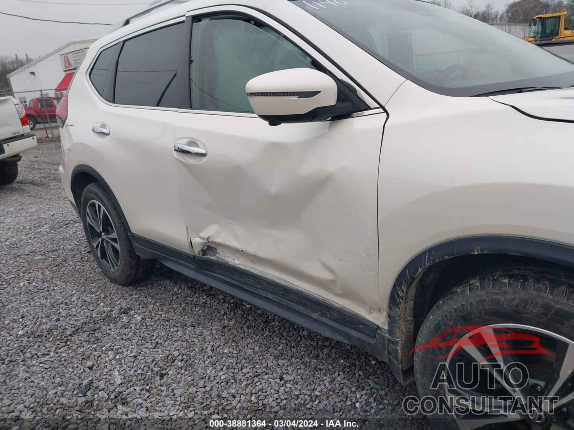 NISSAN ROGUE 2019 - JN8AT2MT1KW254283