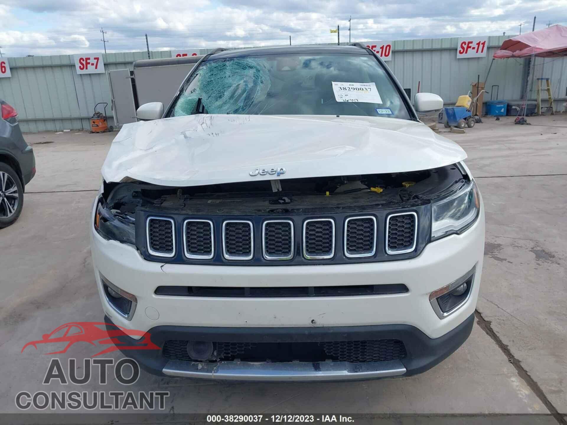 JEEP COMPASS 2018 - 3C4NJDCB5JT200769