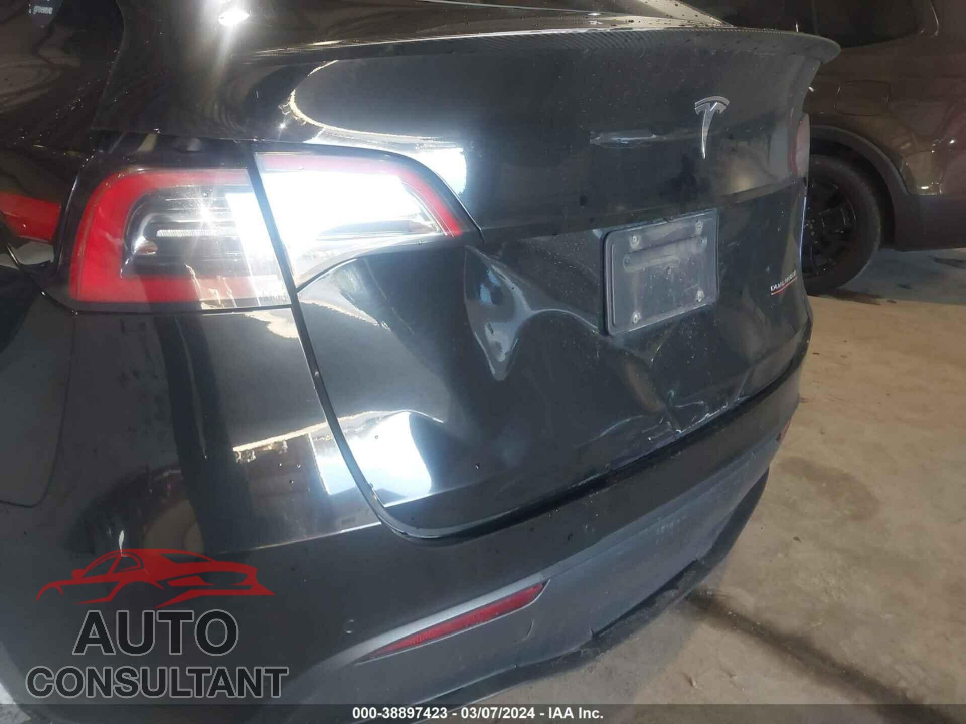 TESLA MODEL Y 2021 - 5YJYGDEF8MF202045