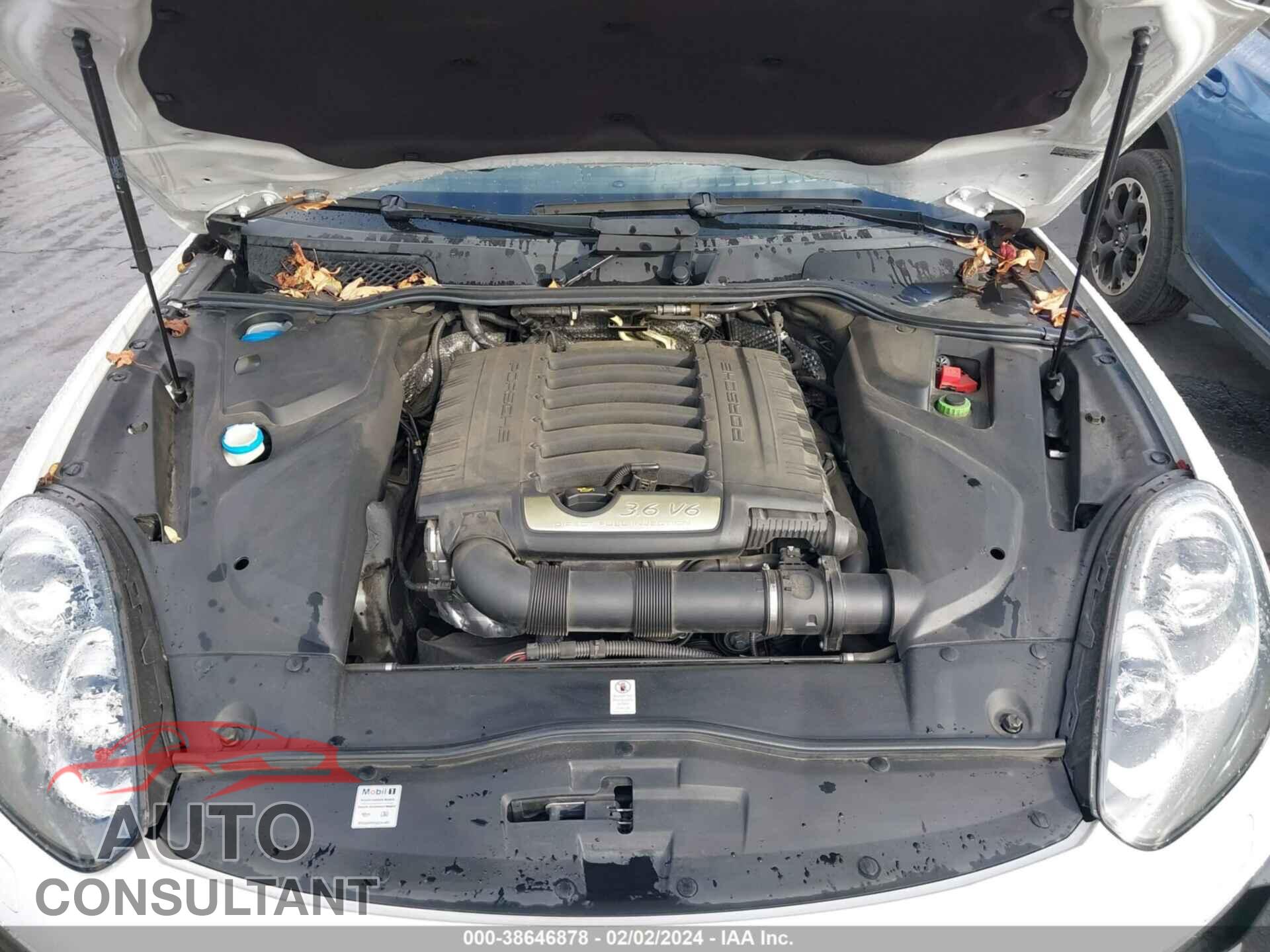 PORSCHE CAYENNE 2017 - WP1AA2A28HKA85438