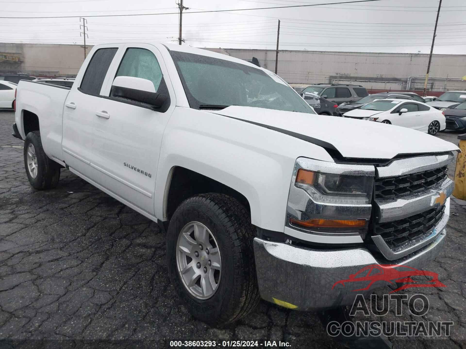 CHEVROLET SILVERADO 1500 2018 - 1GCRCREHXJZ182837