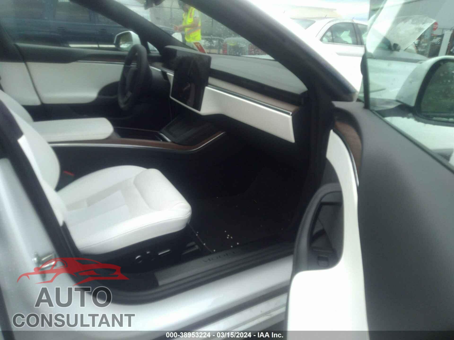 TESLA MODEL S 2022 - 5YJSA1E57NF462869