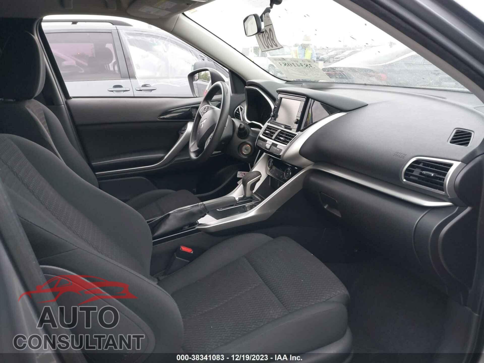 MITSUBISHI ECLIPSE 2020 - JA4A53AA3LZ034032