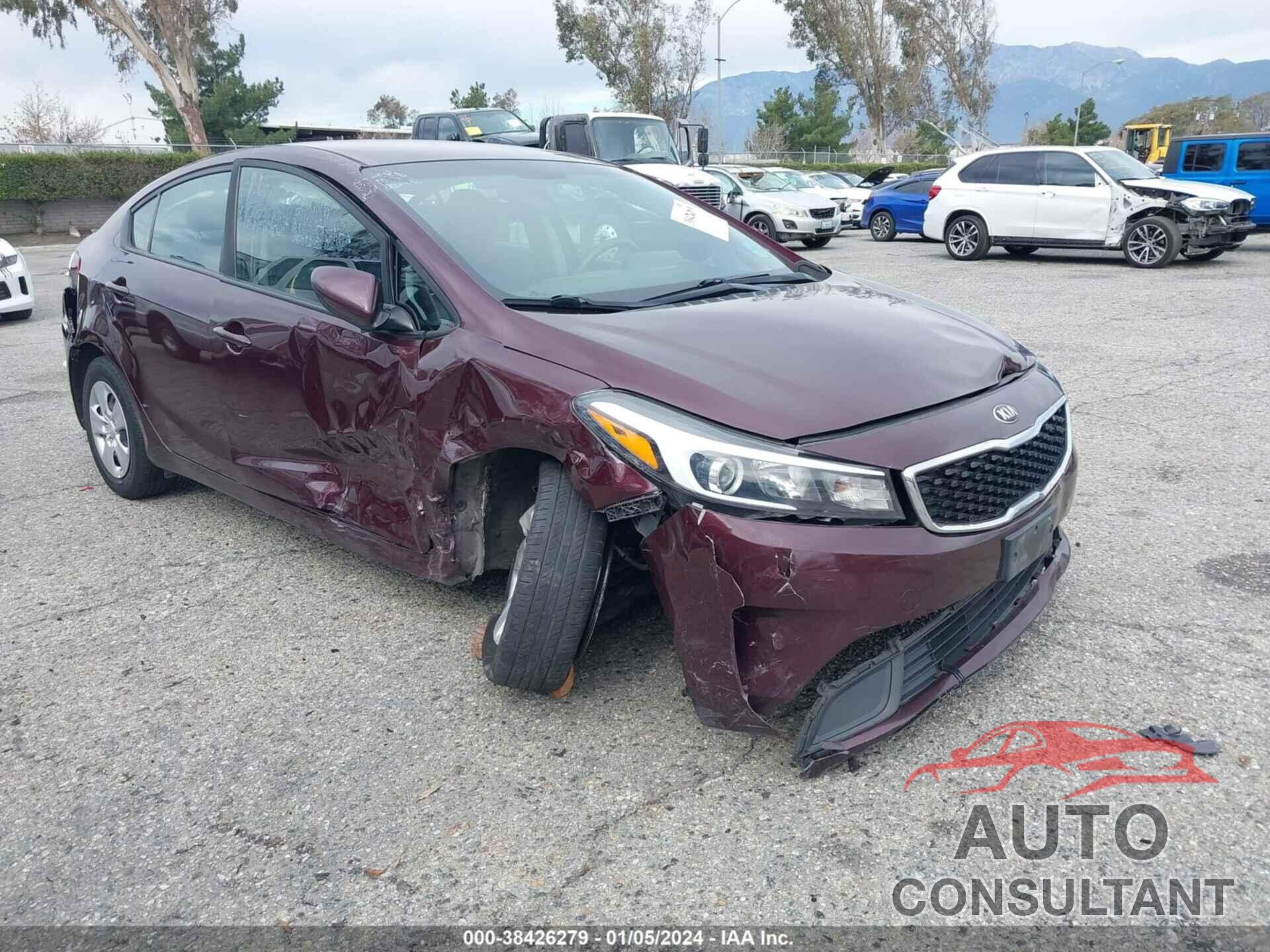 KIA FORTE 2018 - 3KPFK4A78JE270996