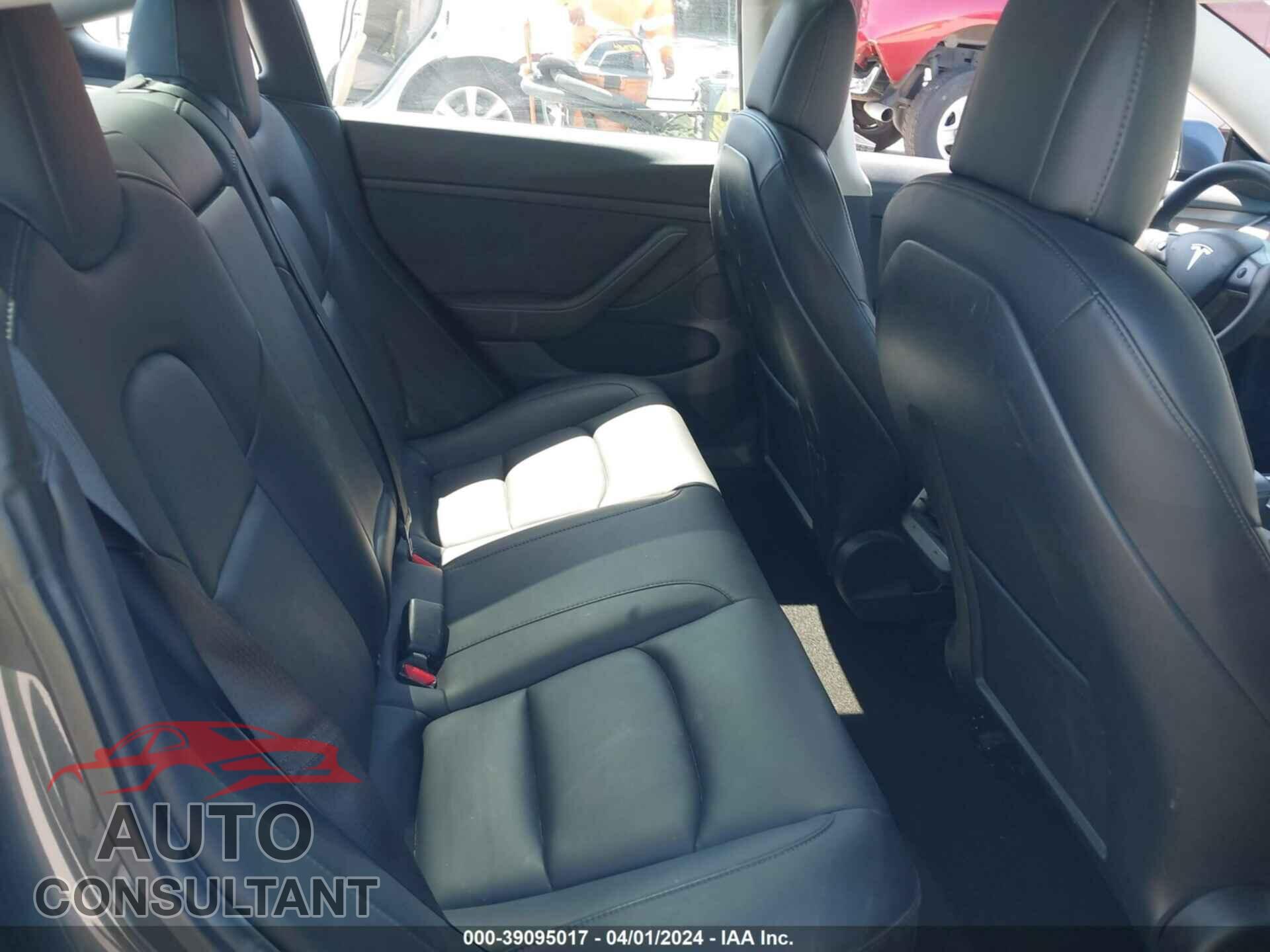 TESLA MODEL 3 2021 - 5YJ3E1EB6MF028892
