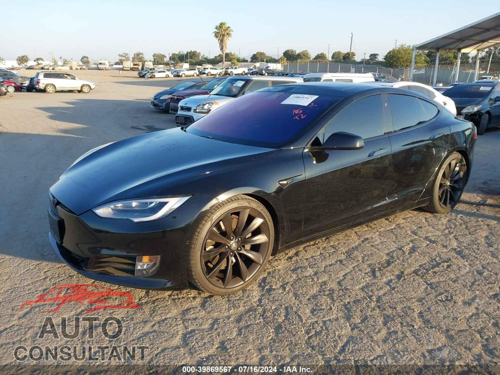 TESLA MODEL S 2017 - 5YJSA1E12HF215812