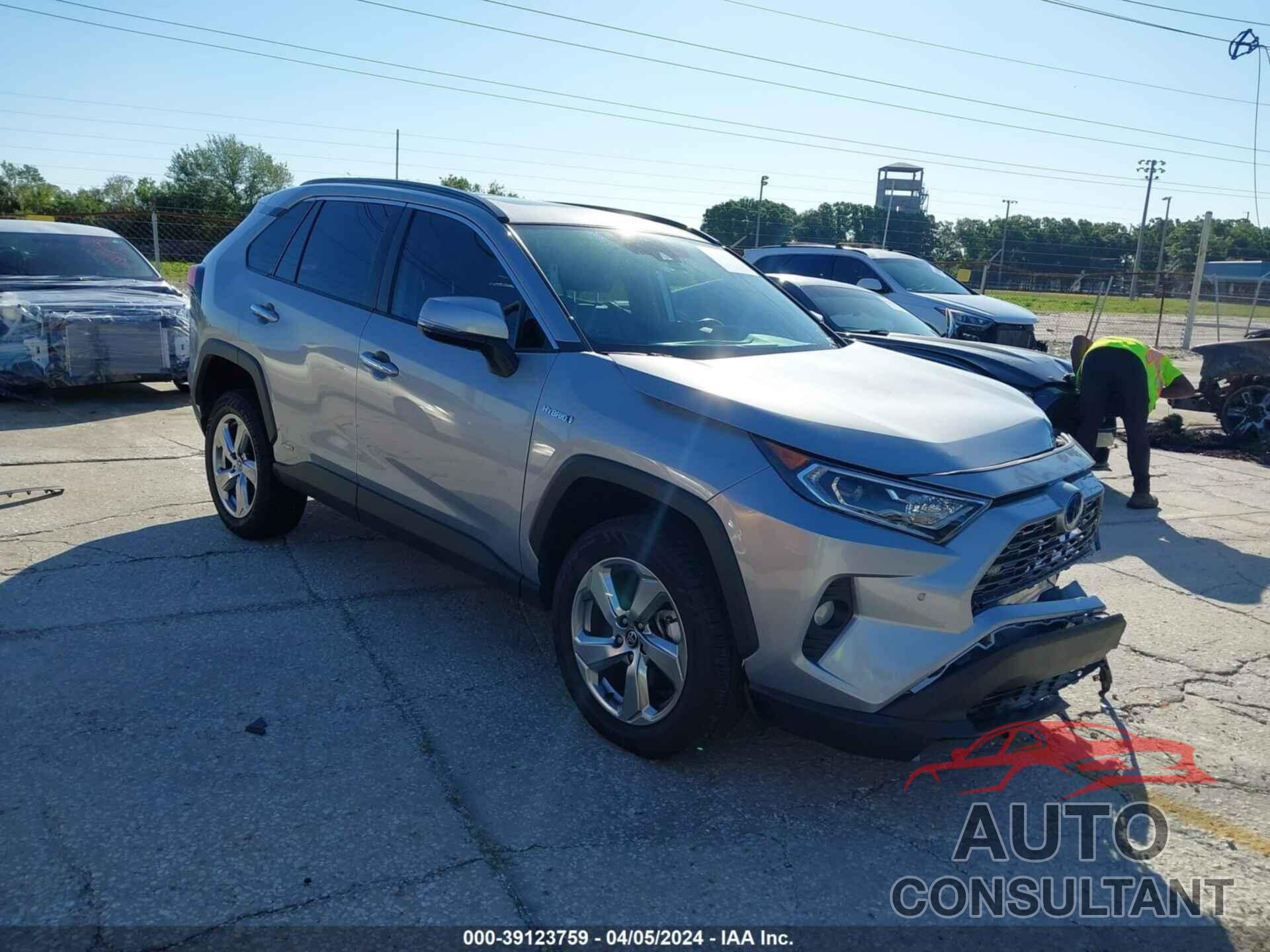 TOYOTA RAV4 2020 - 2T3DWRFVXLW070192