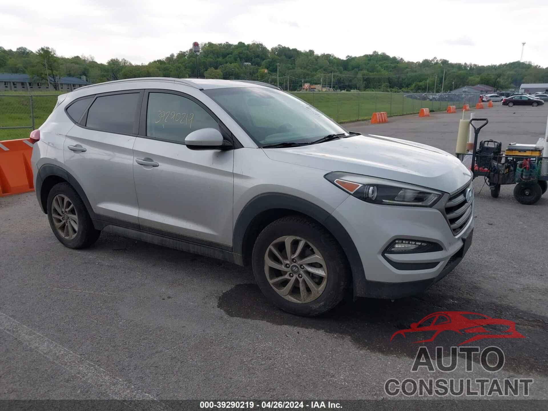 HYUNDAI TUCSON 2016 - KM8J33A41GU114764