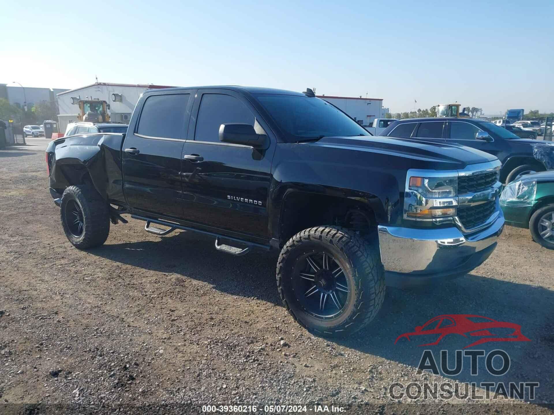 CHEVROLET SILVERADO 1500 2018 - 1GCPCNEC3JF193412