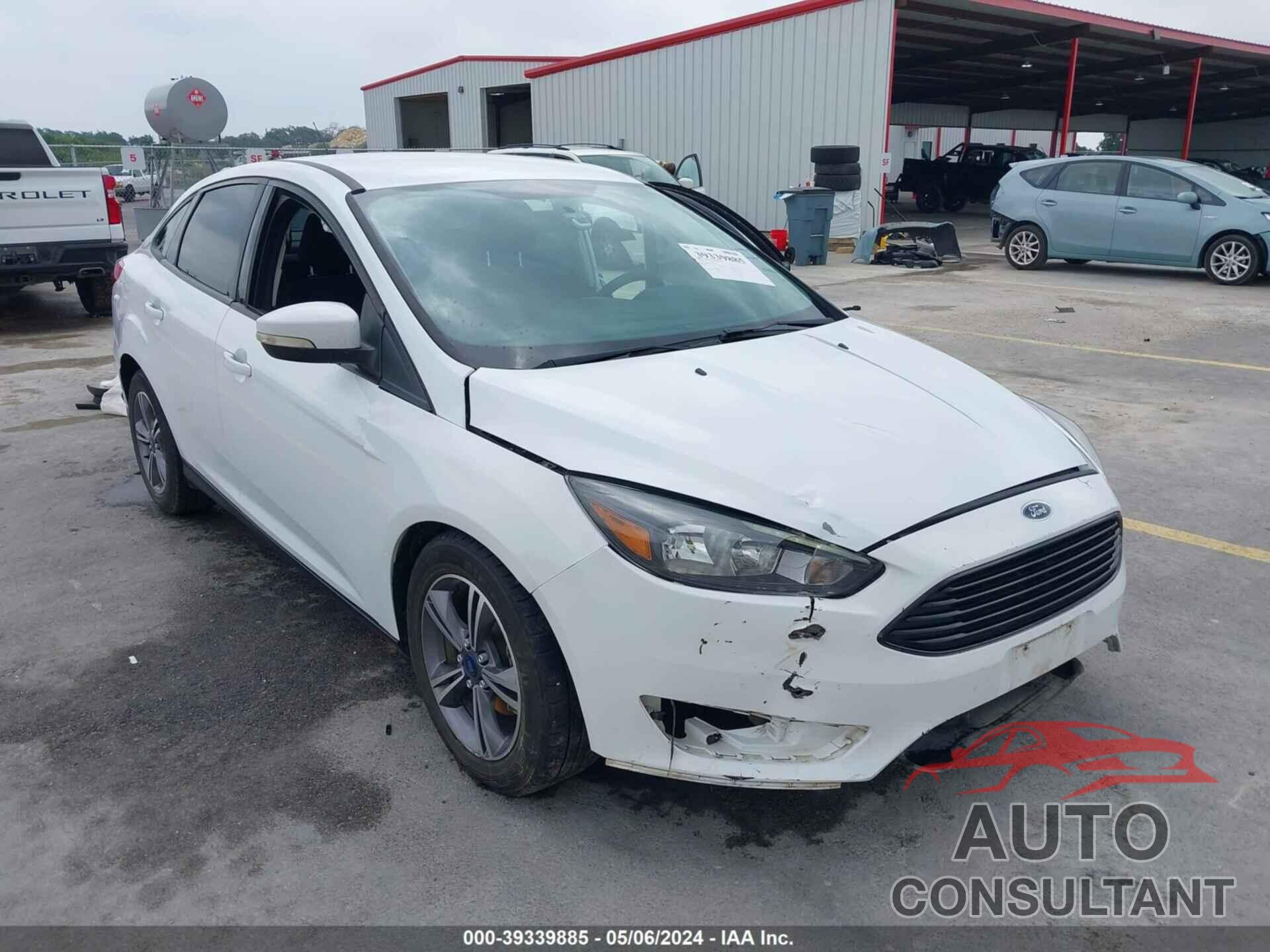 FORD FOCUS 2017 - 1FADP3FE8HL347447