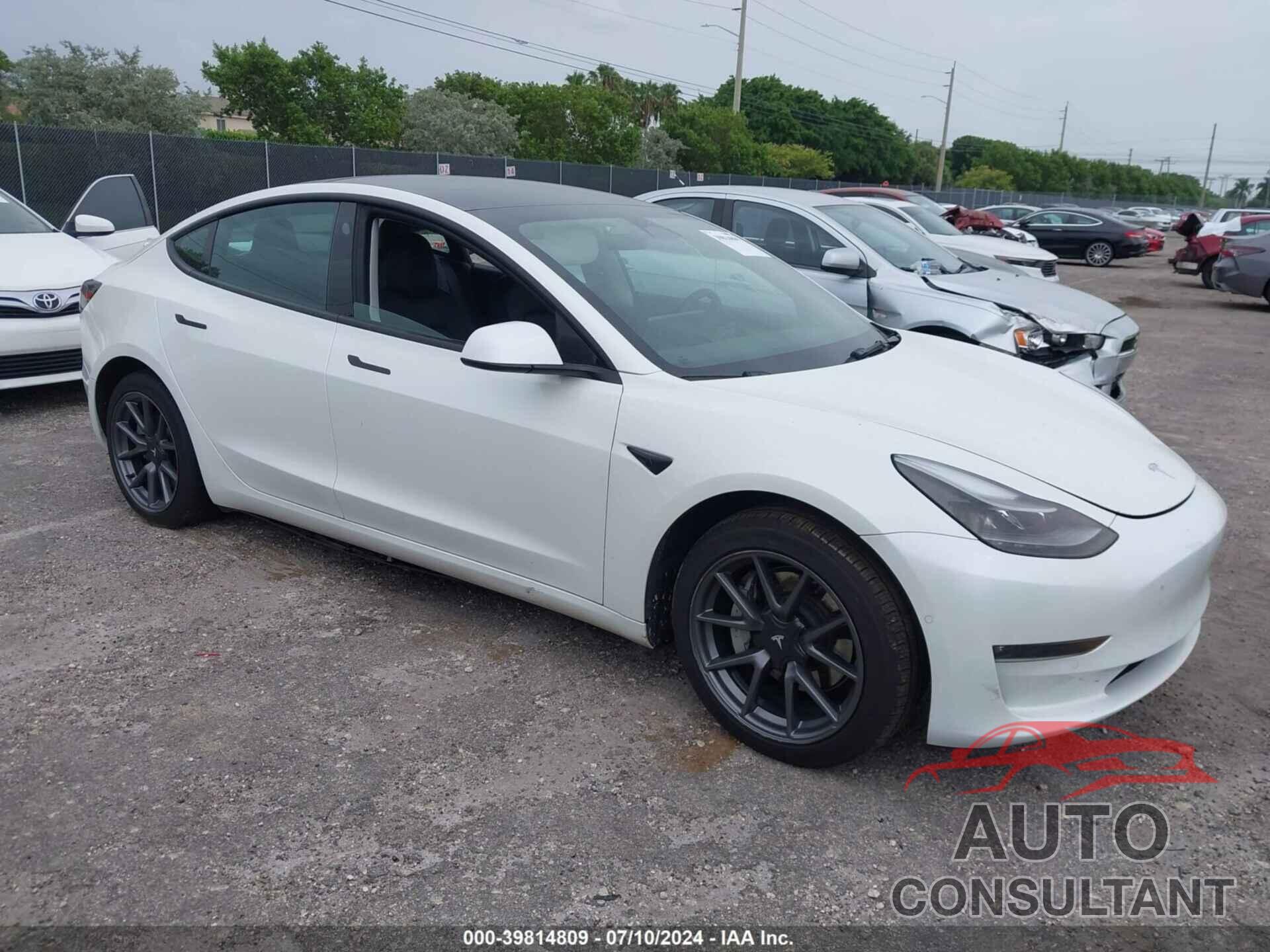 TESLA MODEL 3 2022 - 5YJ3E1EB9NF273364