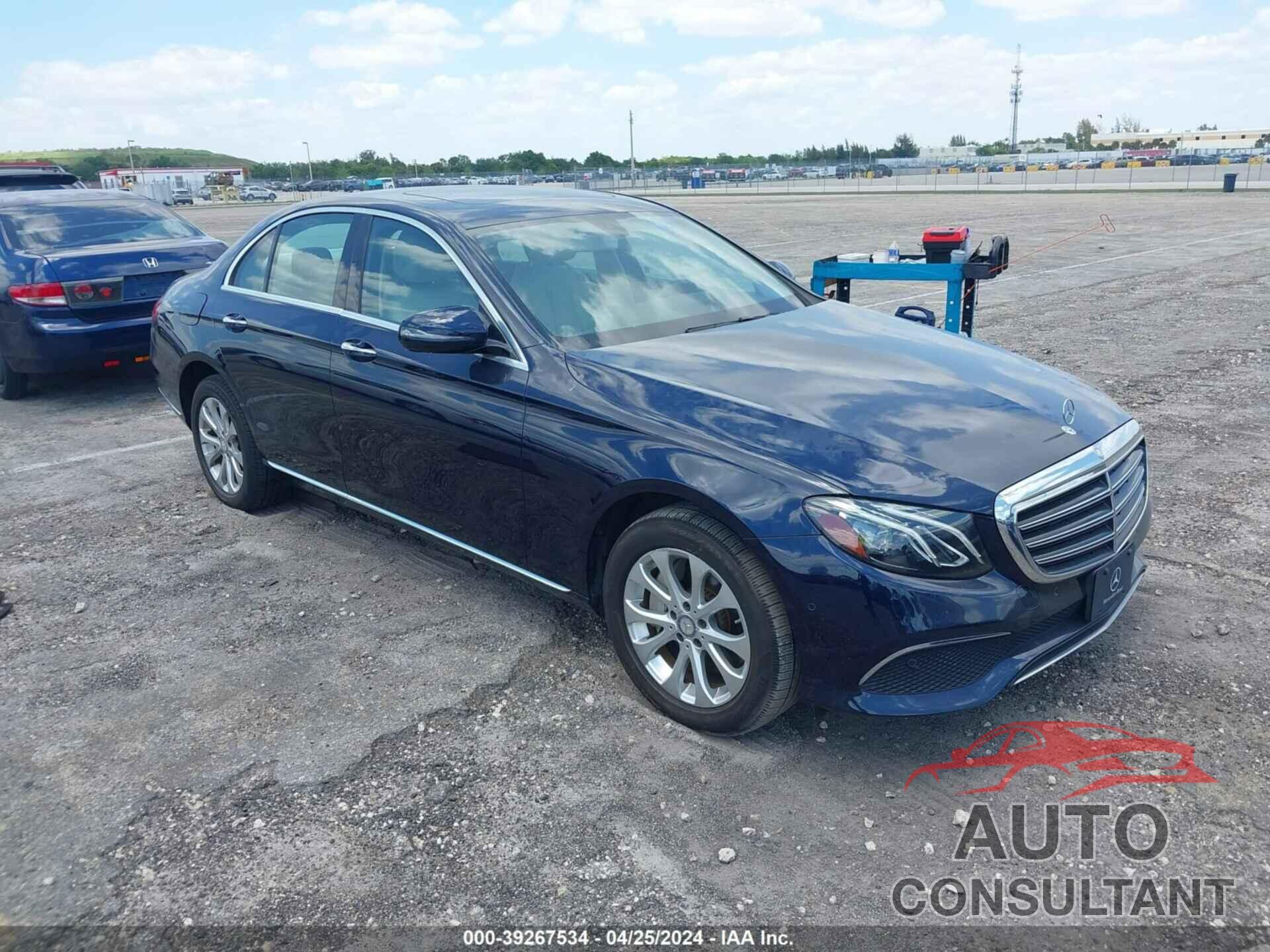 MERCEDES-BENZ E 300 2017 - WDDZF4KB6HA103284