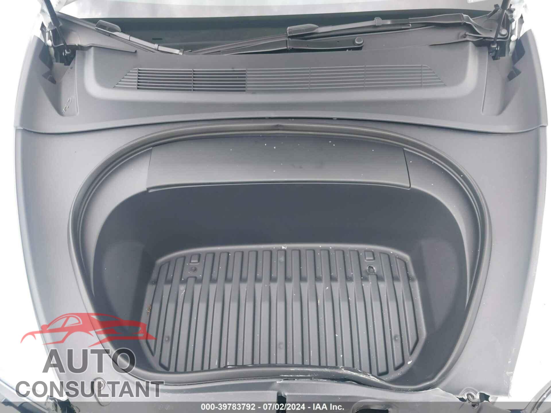 TESLA MODEL 3 2024 - 5YJ3E1EA1RF756831