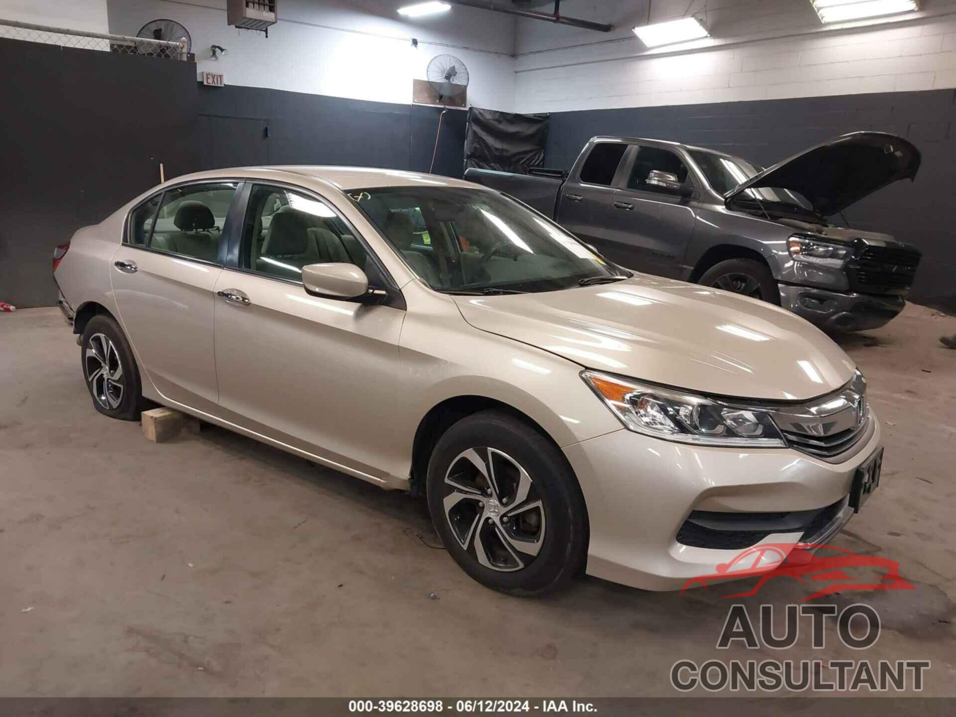 HONDA ACCORD 2017 - 1HGCR2F39HA198424