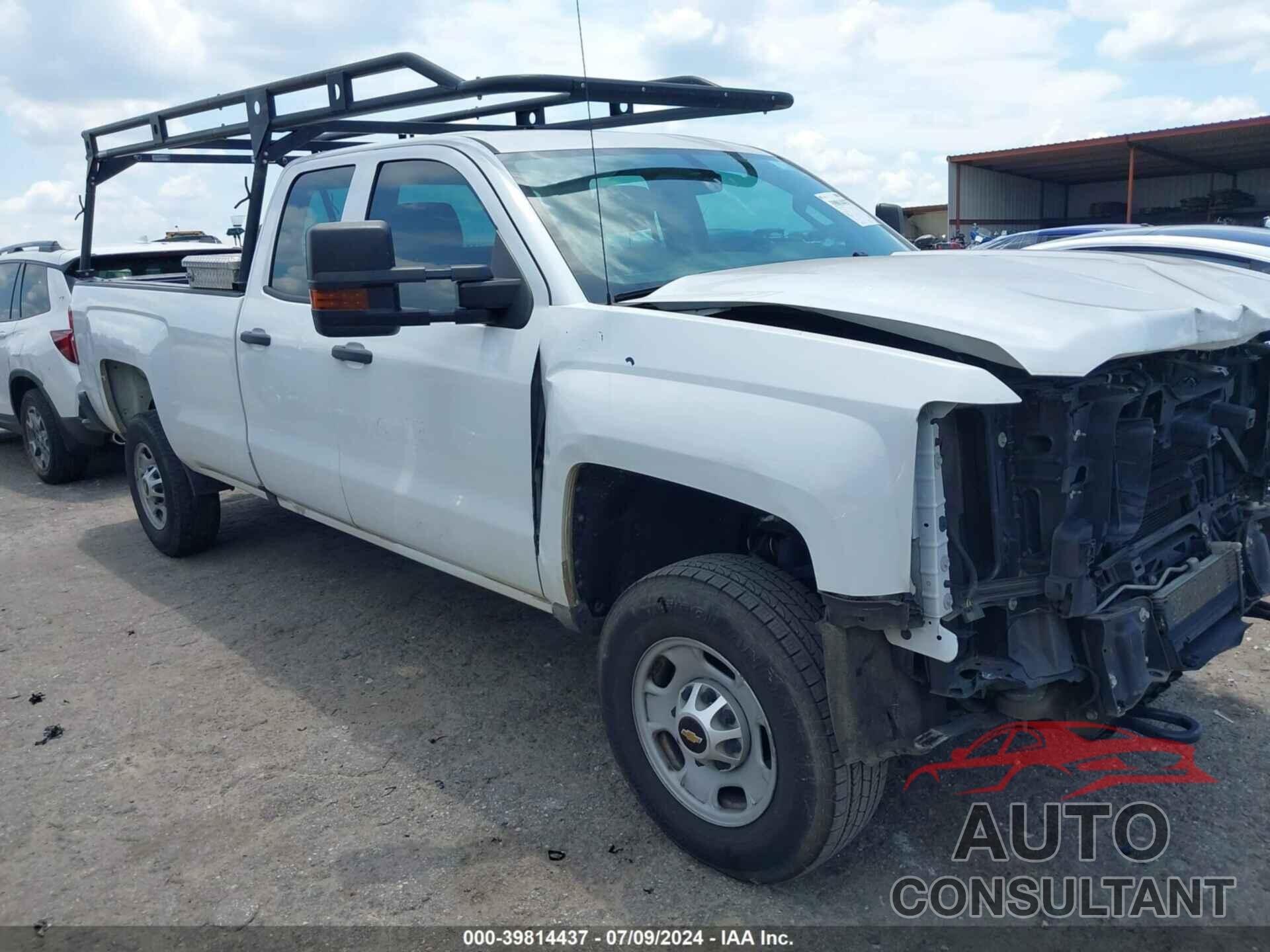 CHEVROLET SILVERADO 2500HD 2018 - 1GC2CUEG2JZ248955