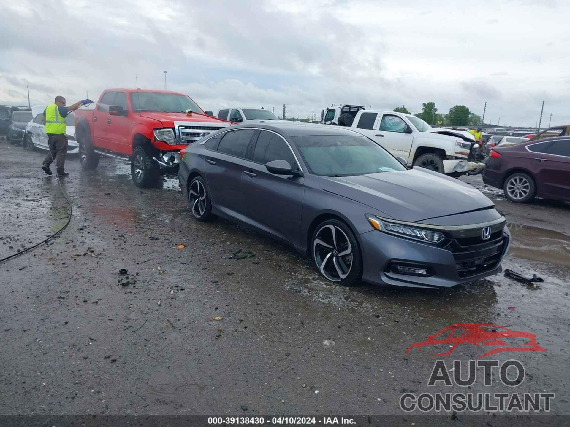 HONDA ACCORD 2019 - 1HGCV1F33KA001311