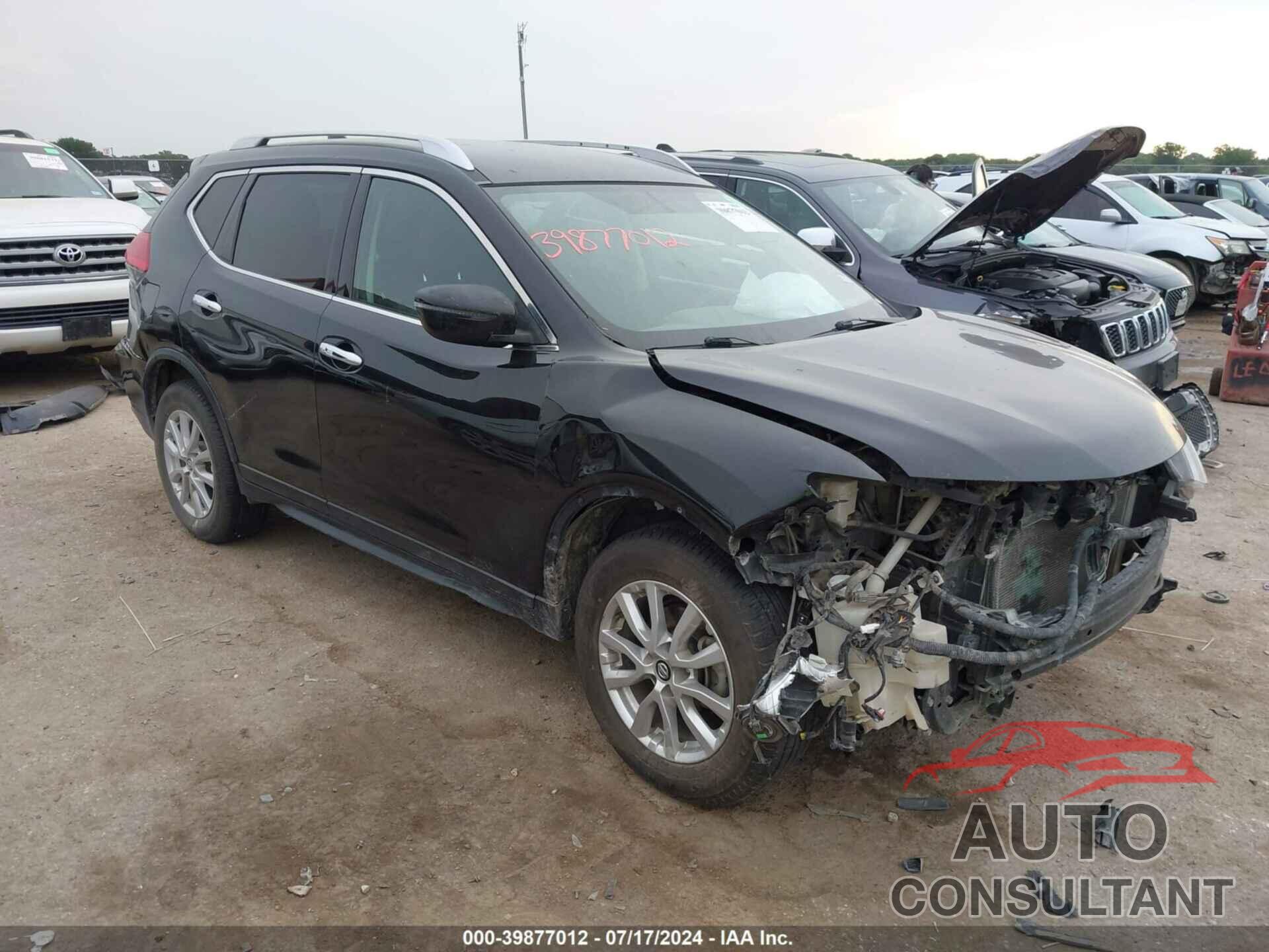 NISSAN ROGUE 2017 - KNMAT2MT5HP519513