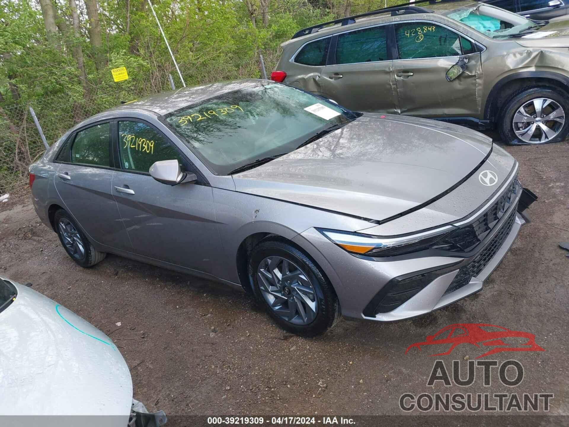HYUNDAI ELANTRA 2024 - KMHLM4DG1RU661506