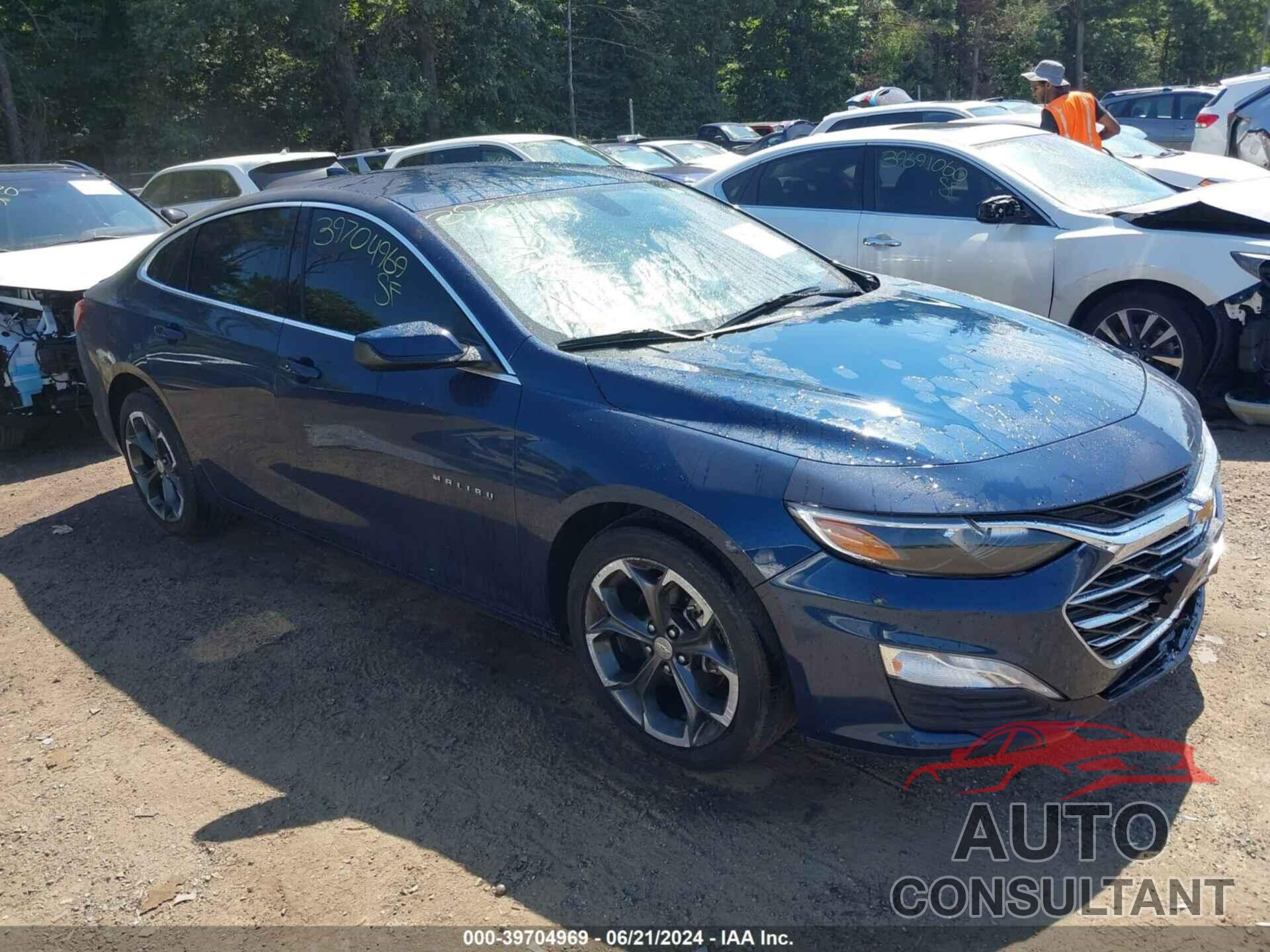 CHEVROLET MALIBU 2022 - 1G1ZD5STXNF132423