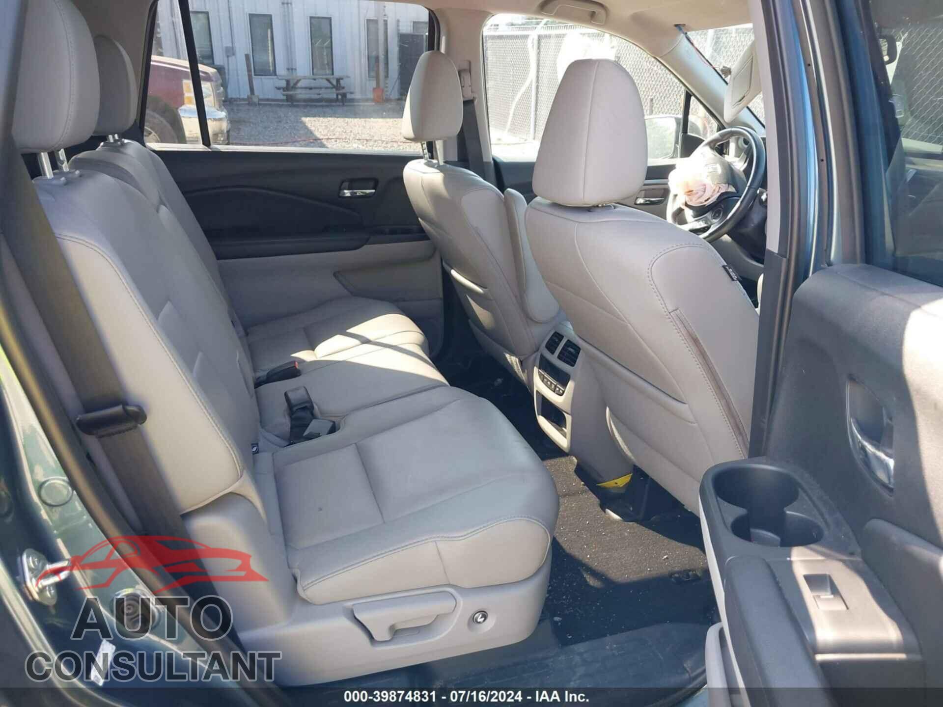 HONDA PILOT 2016 - 5FNYF5H54GB016275