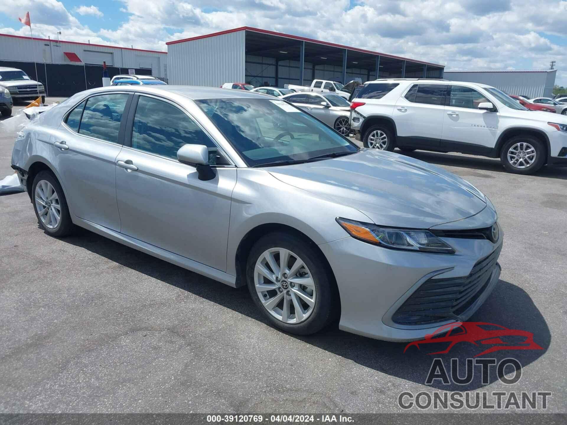 TOYOTA CAMRY 2023 - 4T1C11AK6PU724306