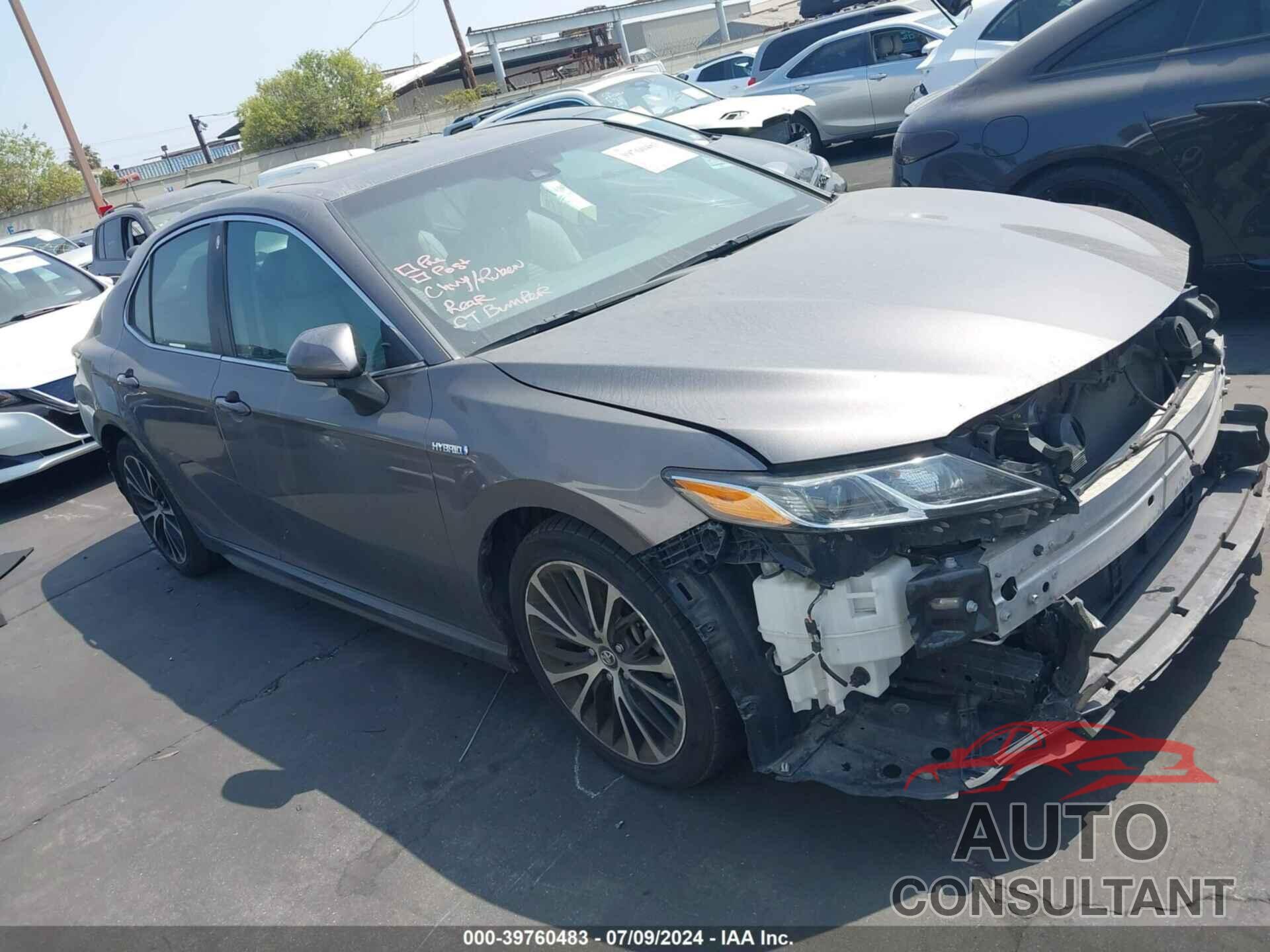 TOYOTA CAMRY HYBRID 2018 - 4T1B21HK6JU507893