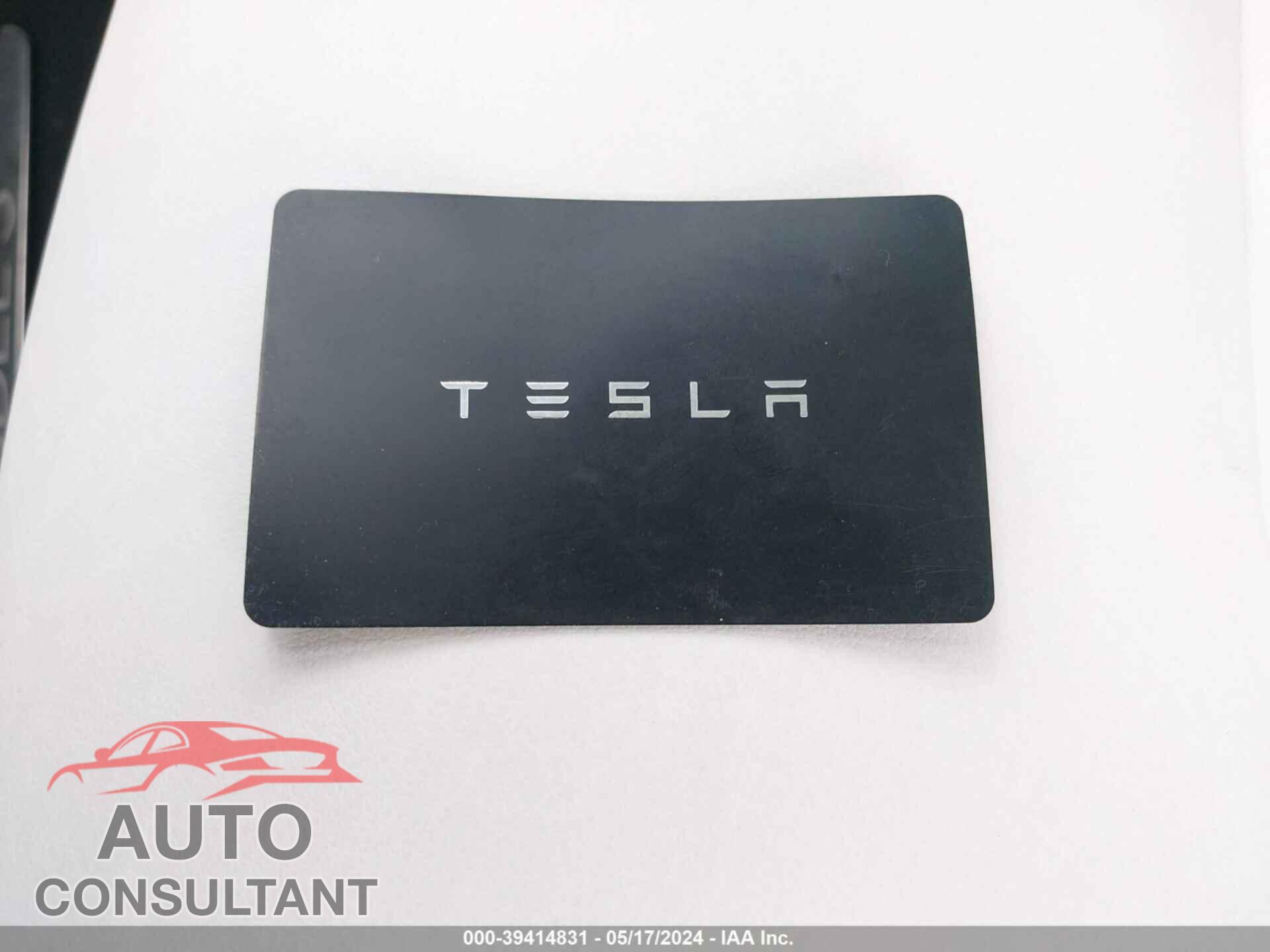 TESLA MODEL 3 2021 - 5YJ3E1EB6MF070964