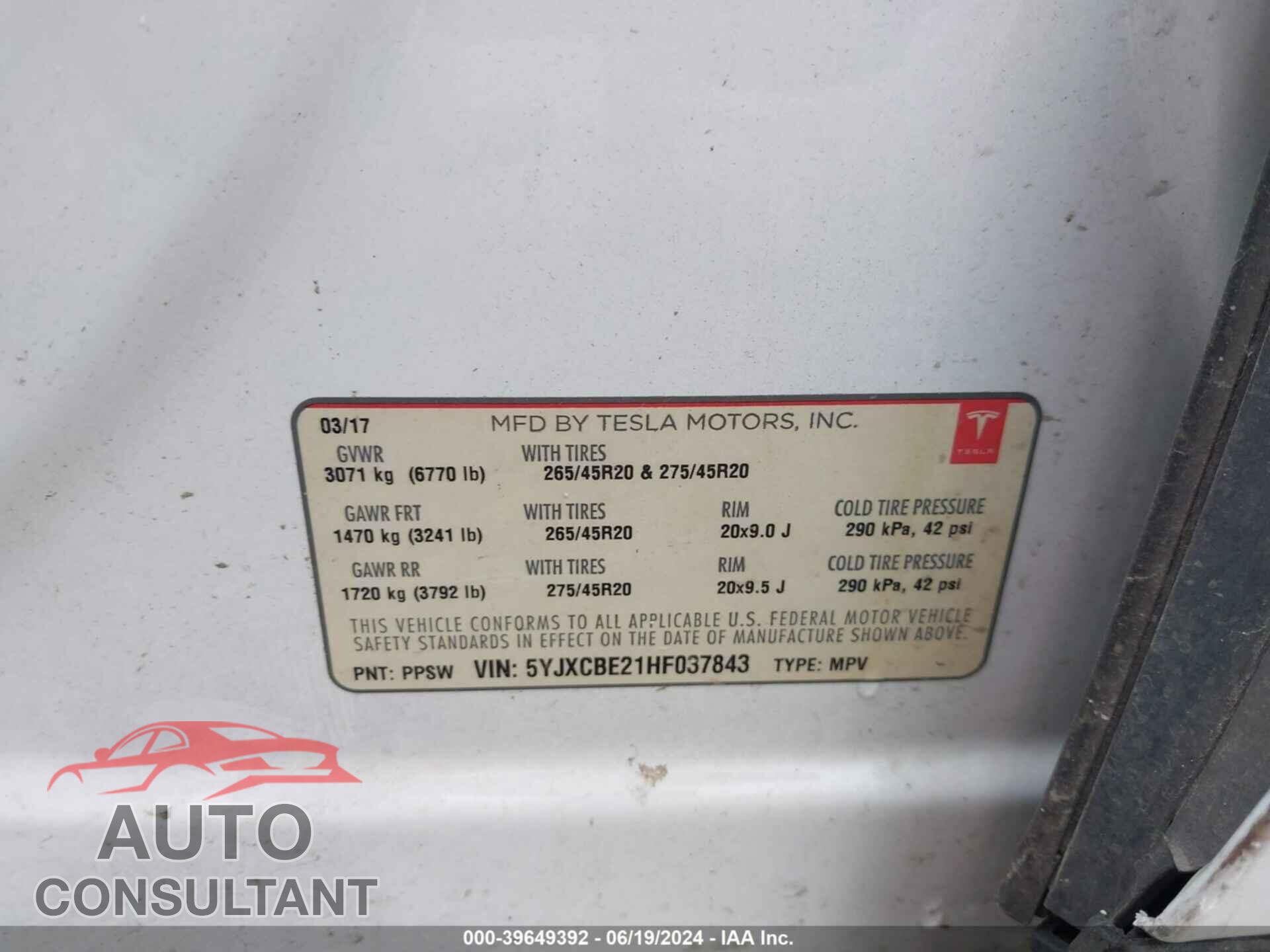 TESLA MODEL X 2017 - 5YJXCBE21HF037843