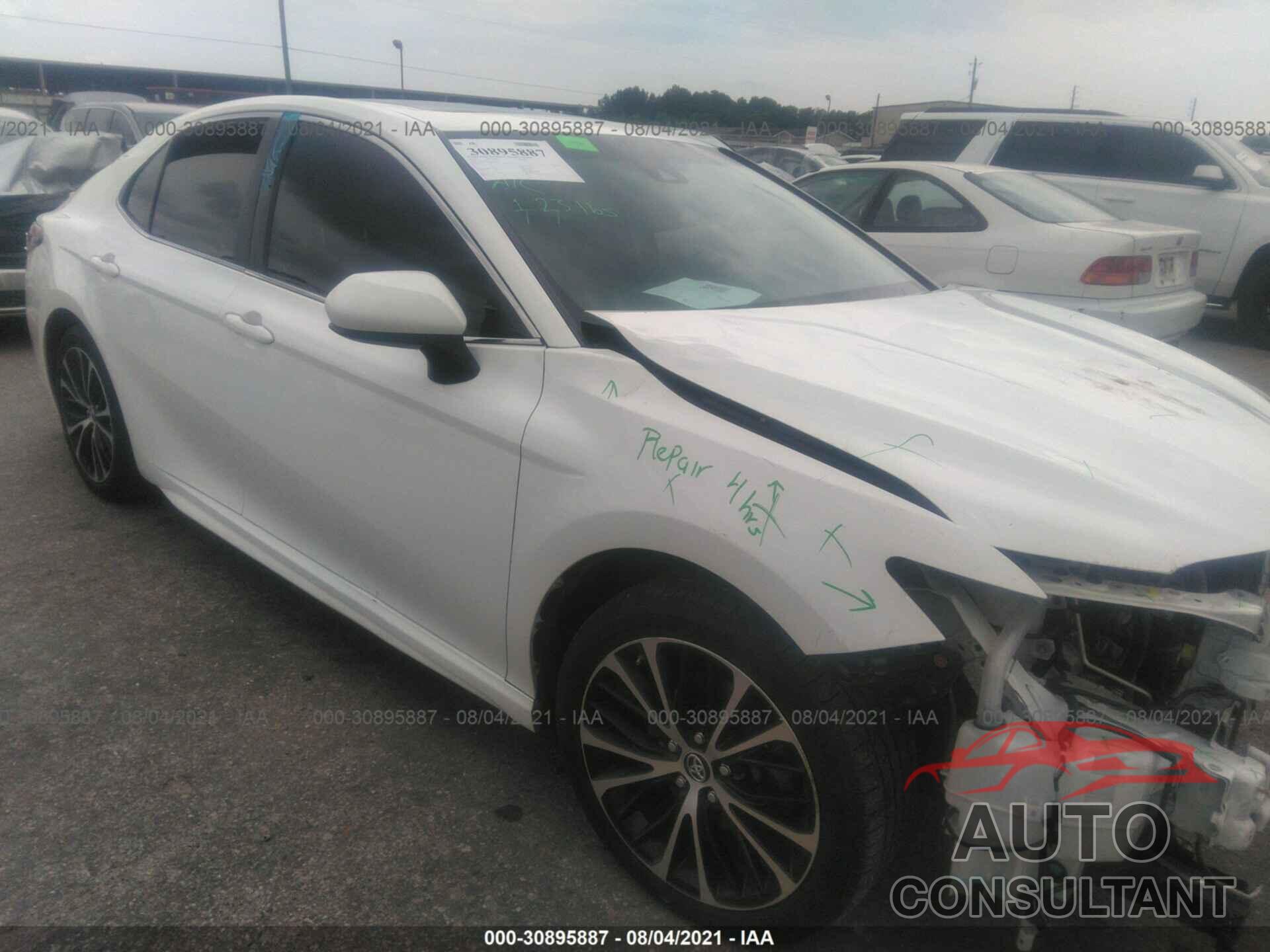 TOYOTA CAMRY 2018 - JTNB11HK3J3020272