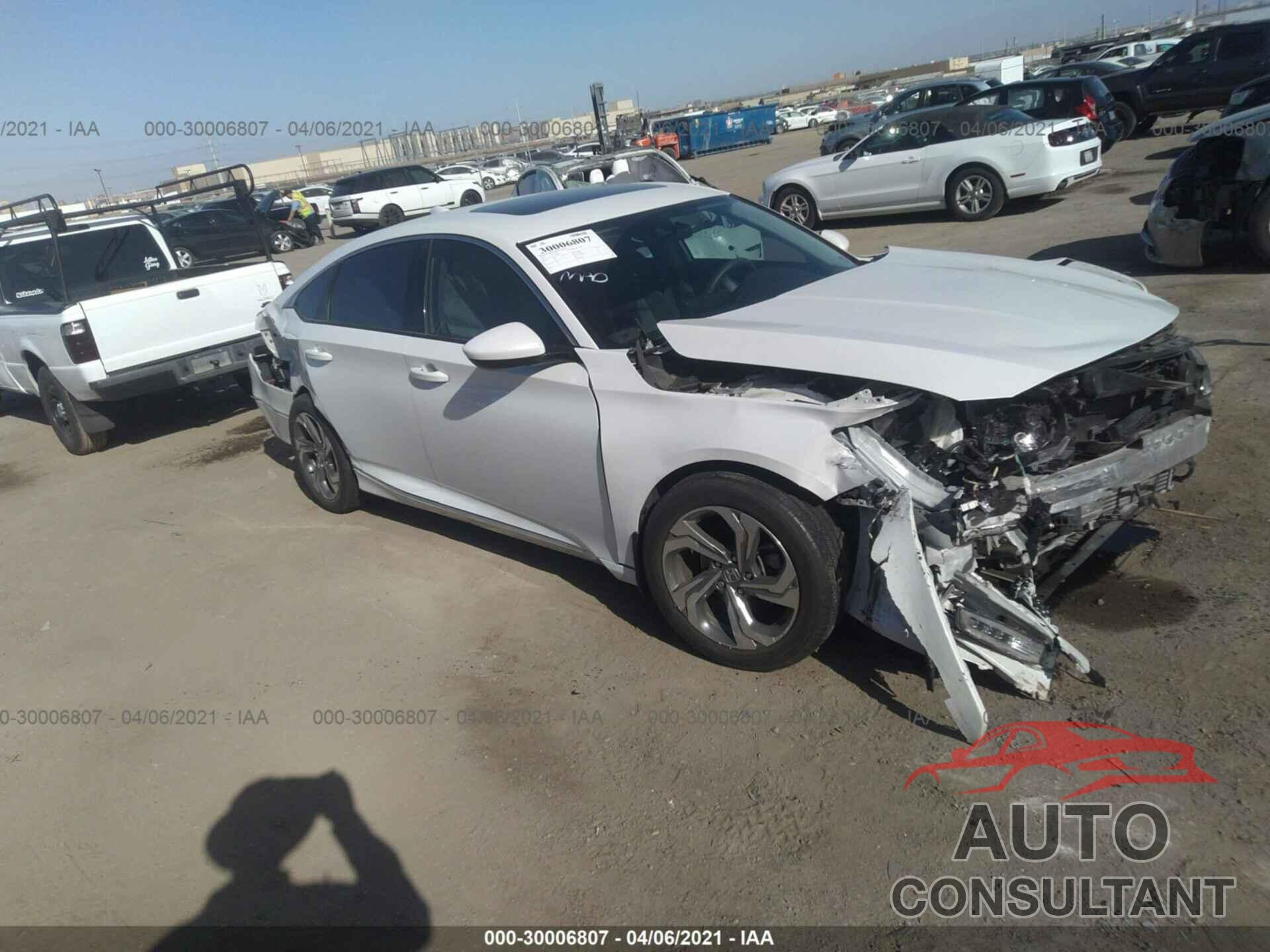 HONDA ACCORD SEDAN 2018 - 1HGCV1F42JA118482