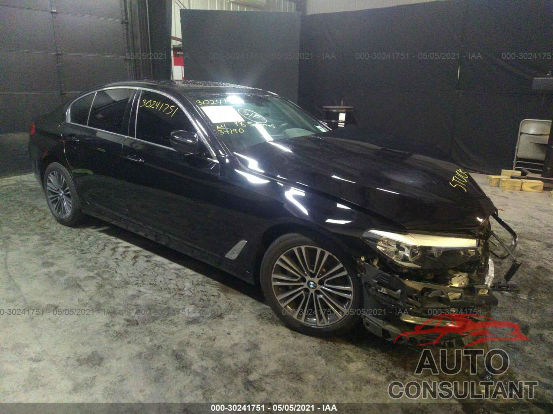 BMW 5 SERIES 2018 - WBAJA7C52JWA72365