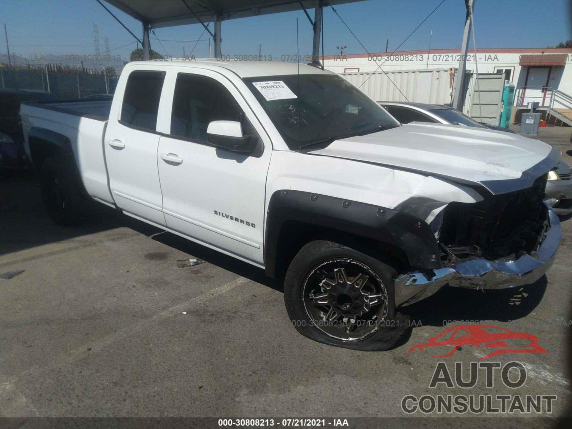 CHEVROLET SILVERADO 1500 2018 - 1GCRCREHXJZ313085