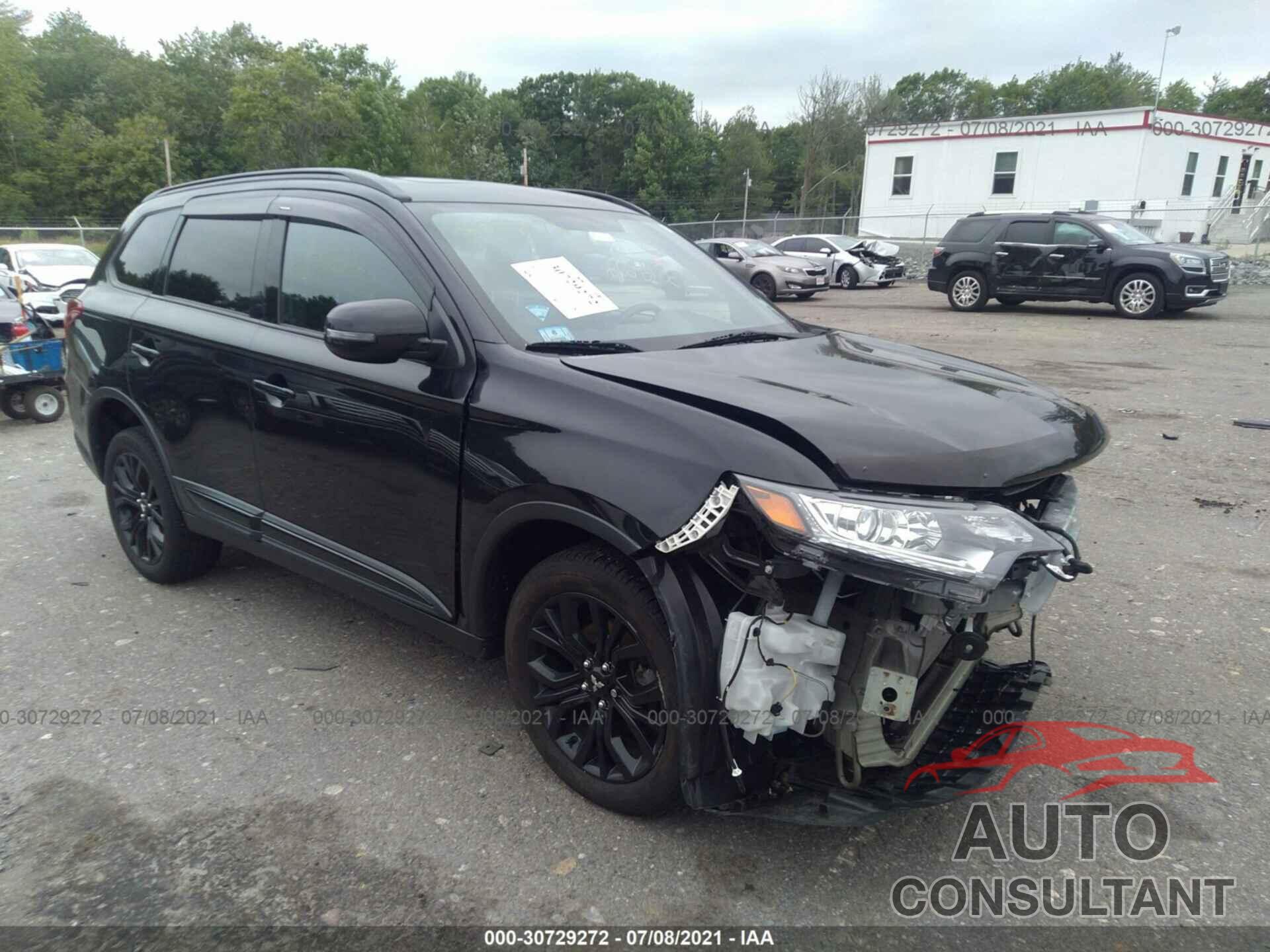 MITSUBISHI OUTLANDER 2018 - JA4AZ3A35JZ027044