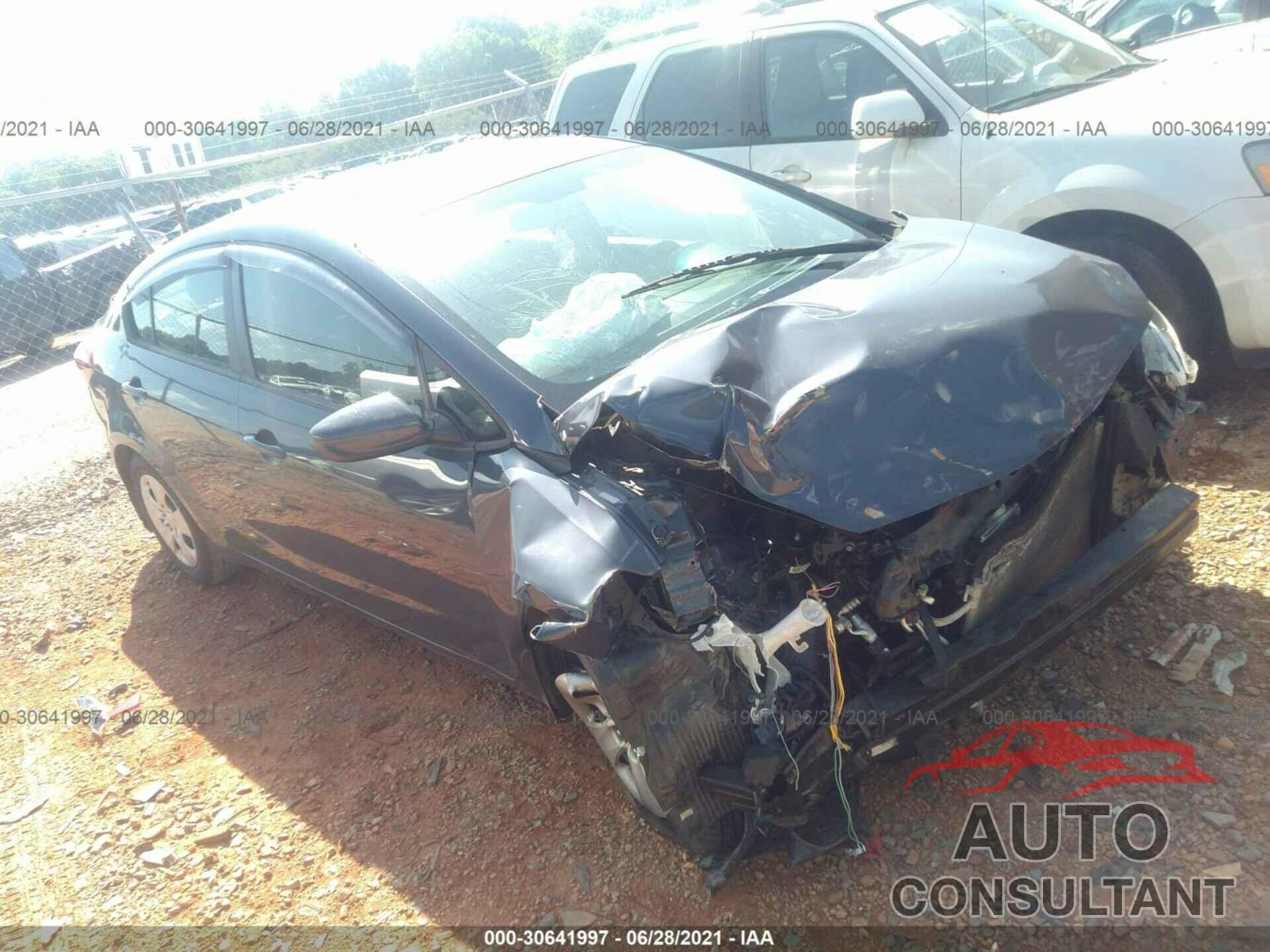 KIA FORTE 2016 - KNAFK4A63G5562175