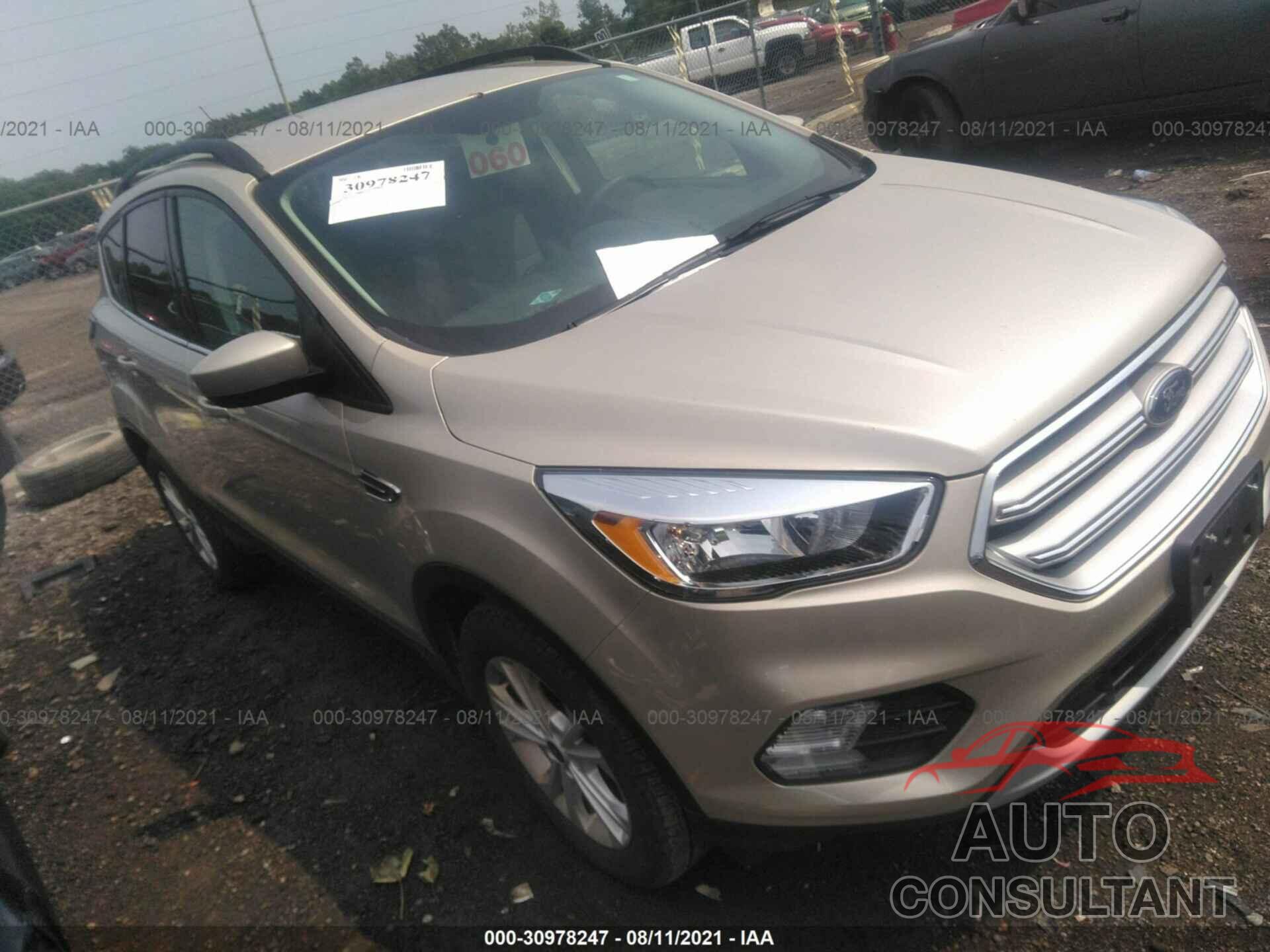 FORD ESCAPE 2018 - 1FMCU9GD5JUC29438