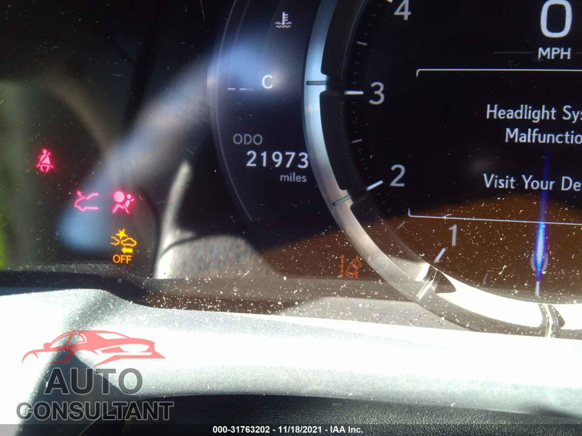 LEXUS LS 2018 - JTHC51FF2J5000925